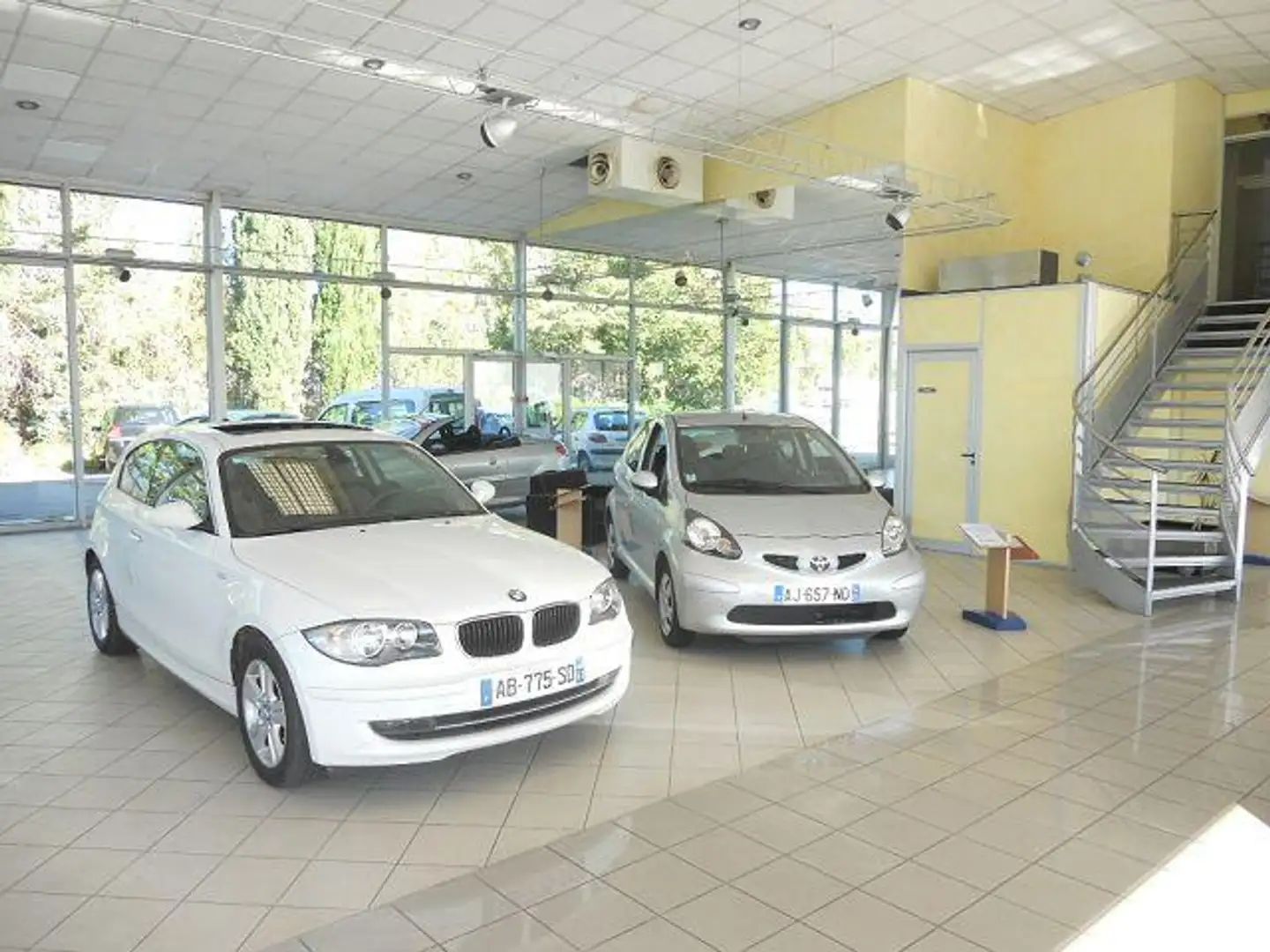 BMW 118 SERIE 1 3 PORTES E81 D 143 CH LUXE A Bianco - 1