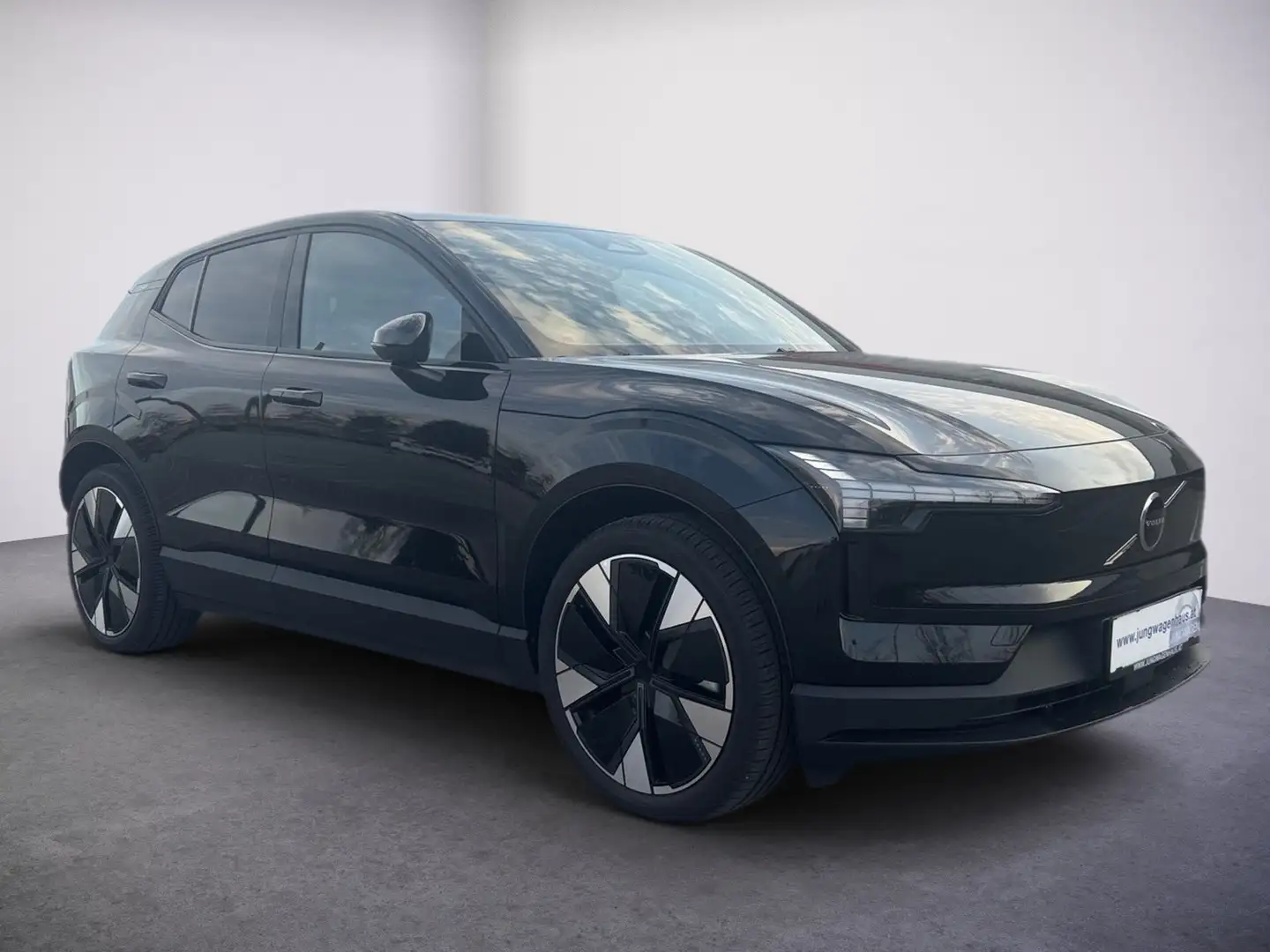 Volvo EX30 Twin Motor Performance AWD Plus Aut. NP 52.350.-E Noir - 2