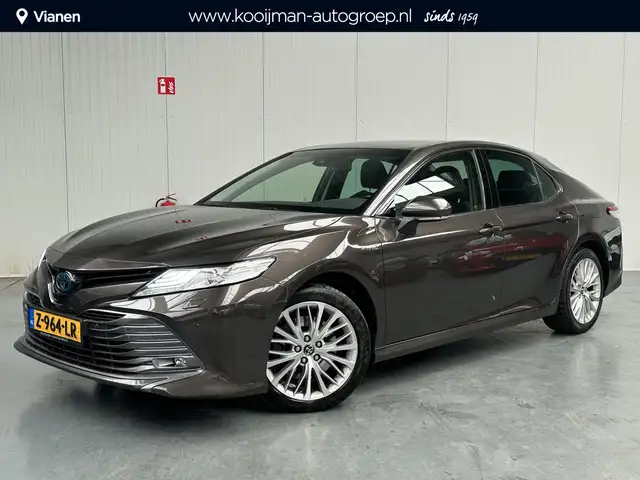 Toyota Camry 2.5 Hybrid Premium