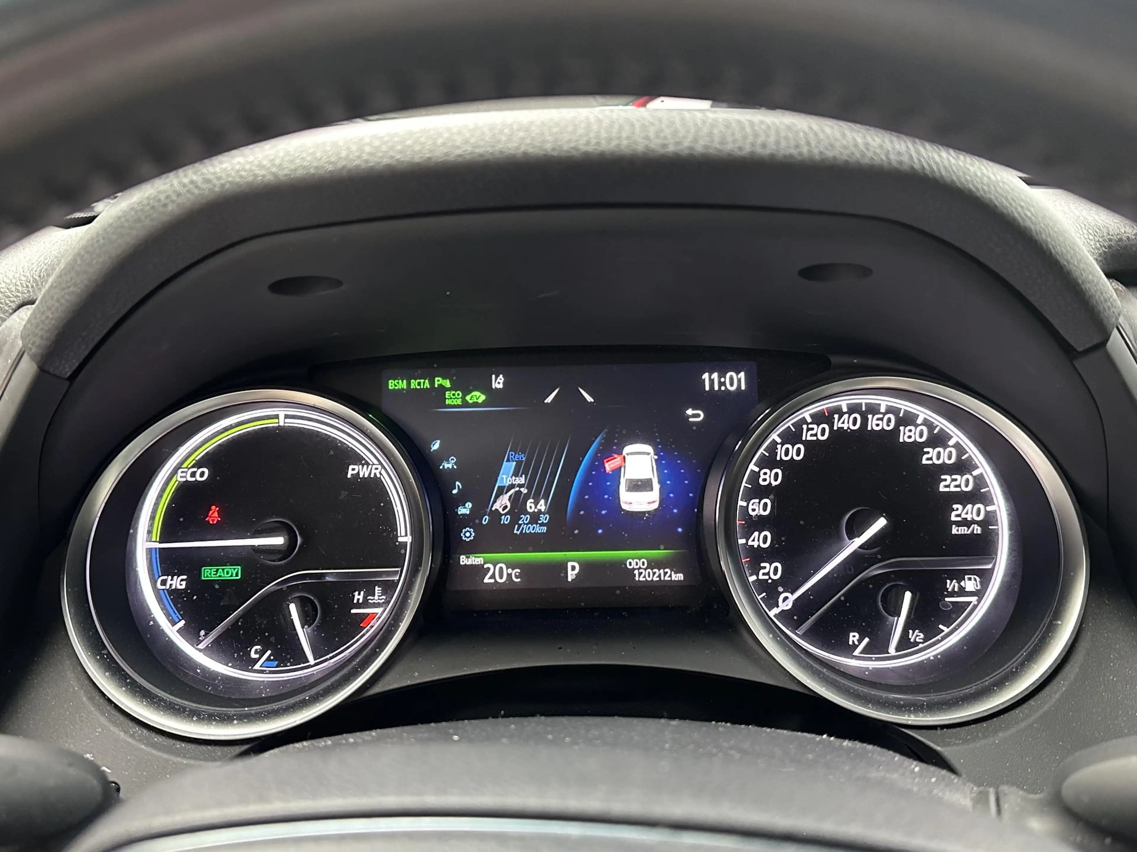 Toyota Camry 2.5 Hybrid Premium — photo 7