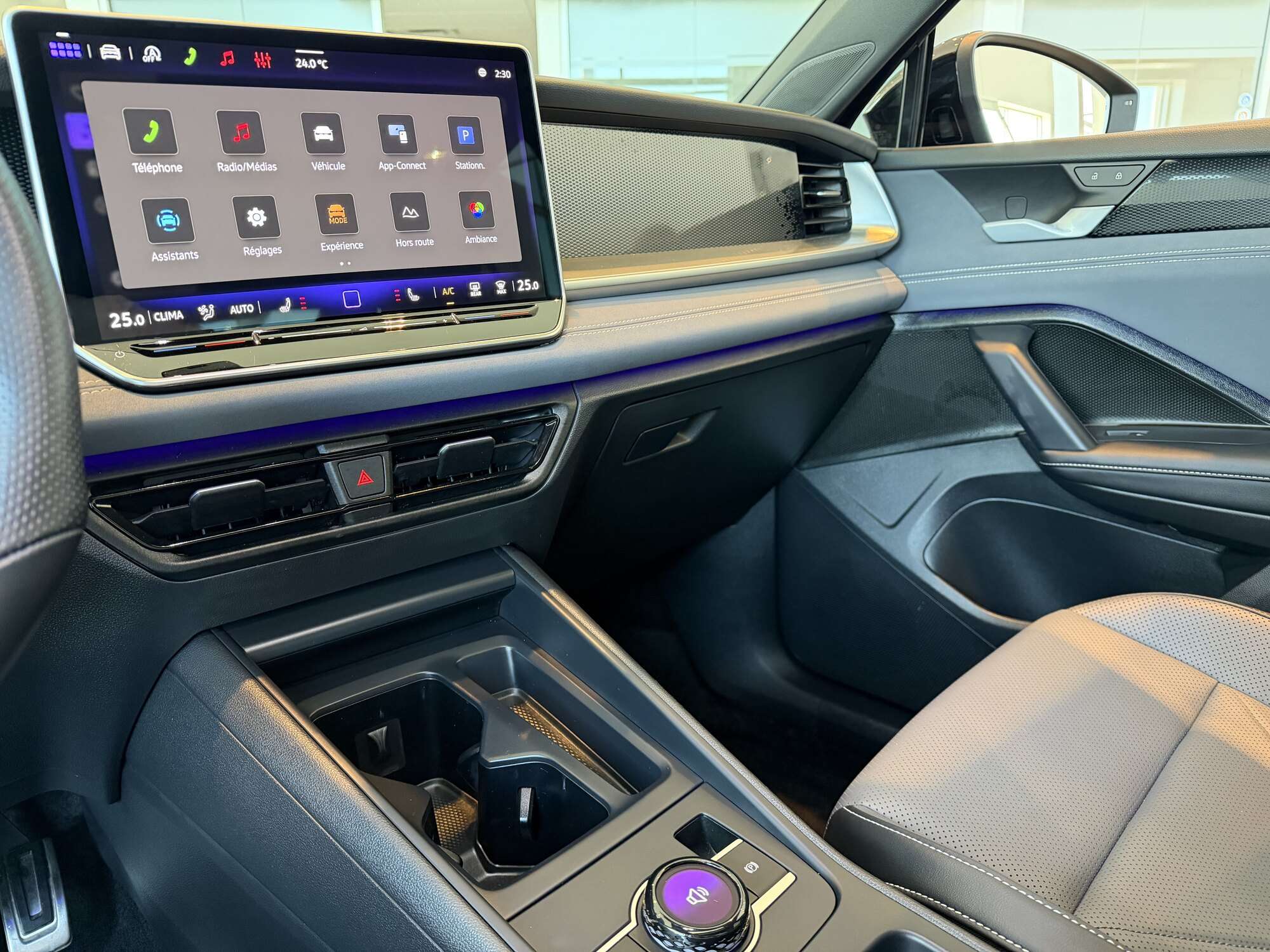 2026 Volkswagen Tiguan COMFORTLINE R-LINE ÉDITION NOIRE — снимка 5