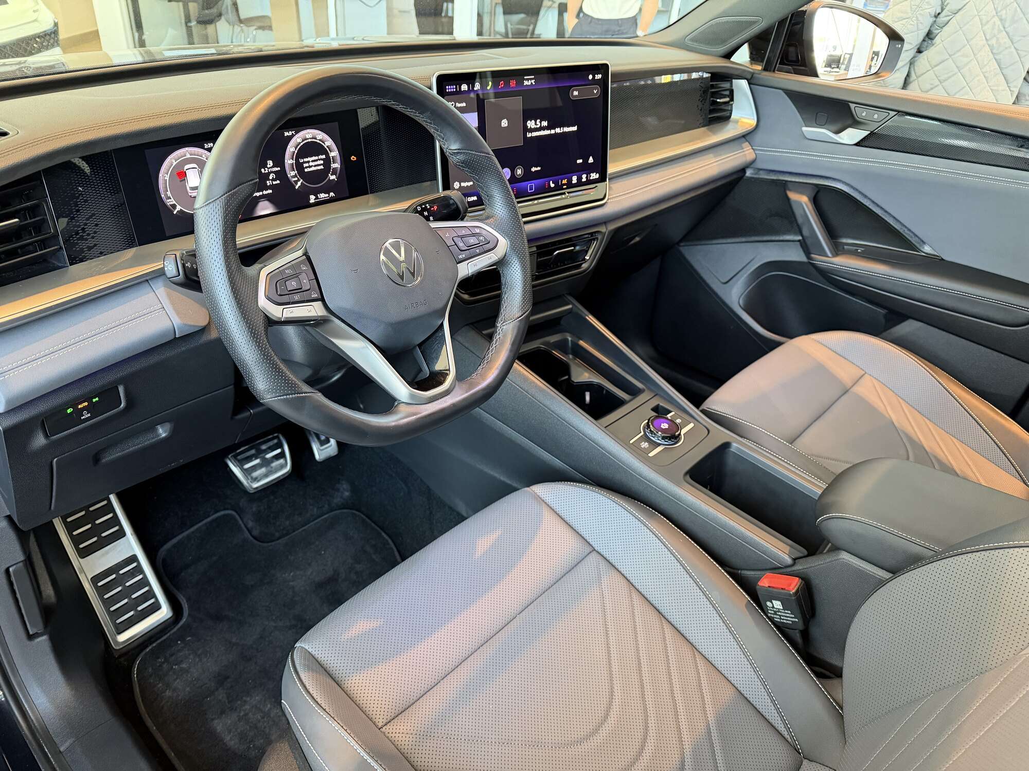 2026 Volkswagen Tiguan COMFORTLINE R-LINE ÉDITION NOIRE — снимка 3