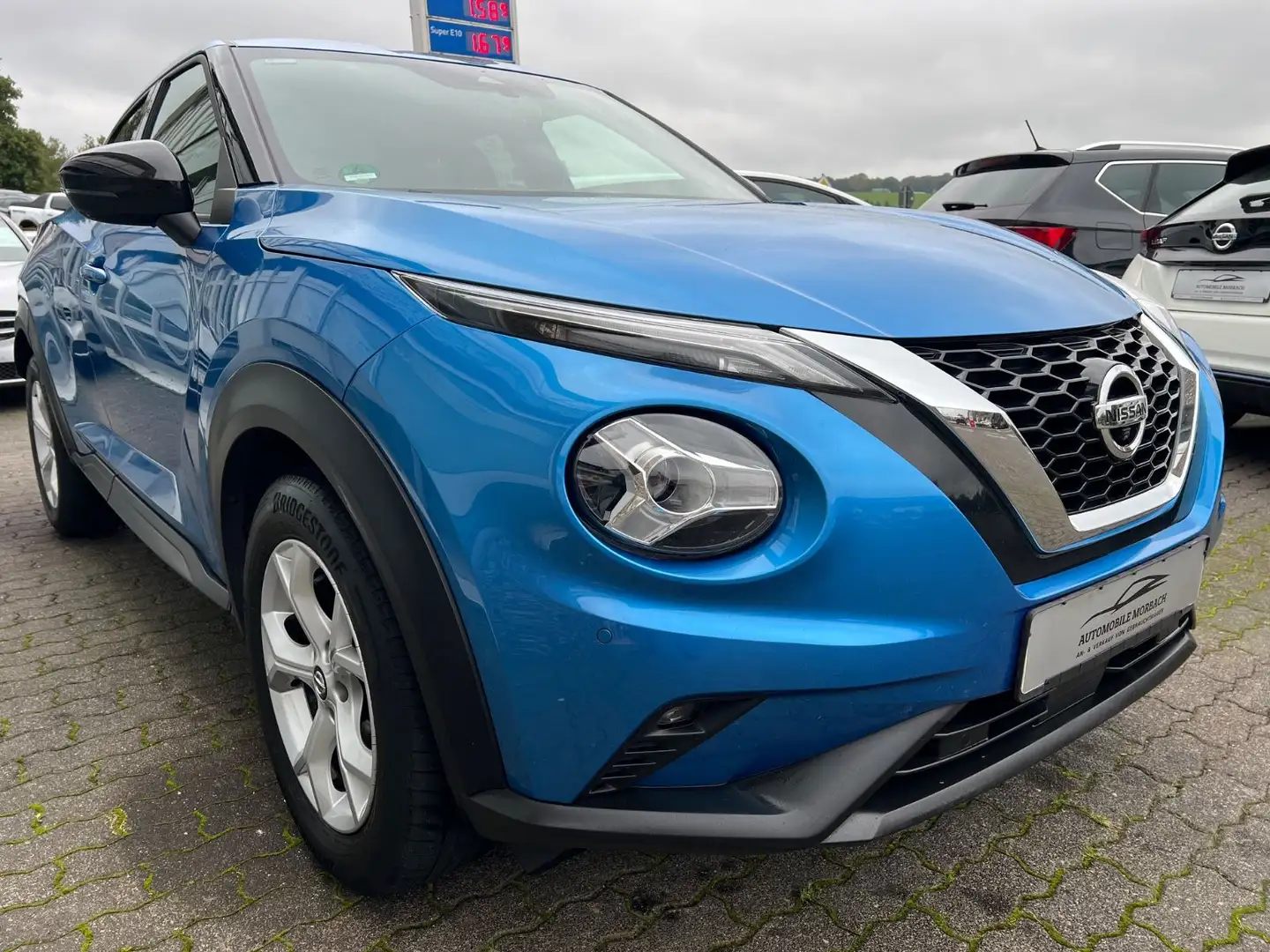 Nissan Juke N-Connecta*NAVI*LED*360° CAM*EURO 6* Bleu - 2