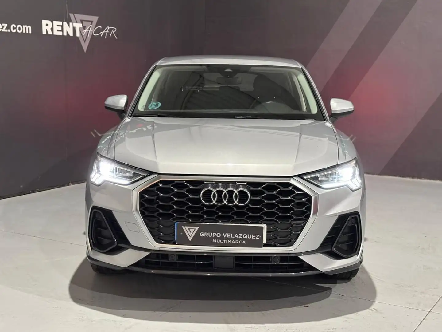 Audi Q3 Sportback 35 TDI Advanced S tronic Plateado - 2