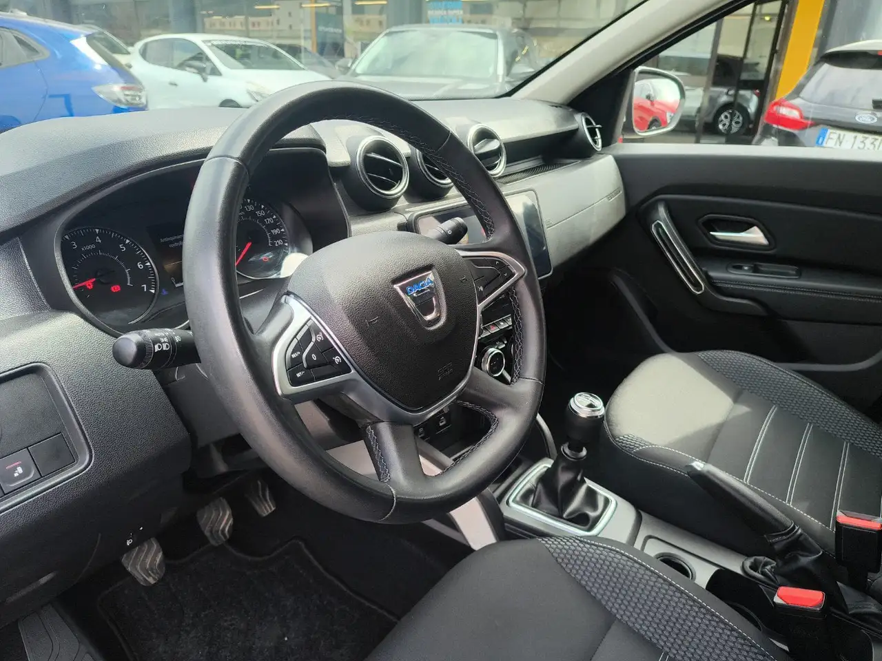 Dacia Duster 1.5 dCi 115cv Prestige 11