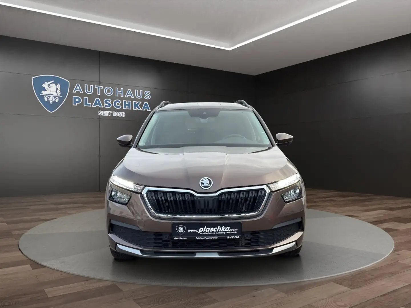 Skoda Kamiq 1.0 TSI Drive 125 KAMERA+NAVI+LED Klima Navi Braun - 2