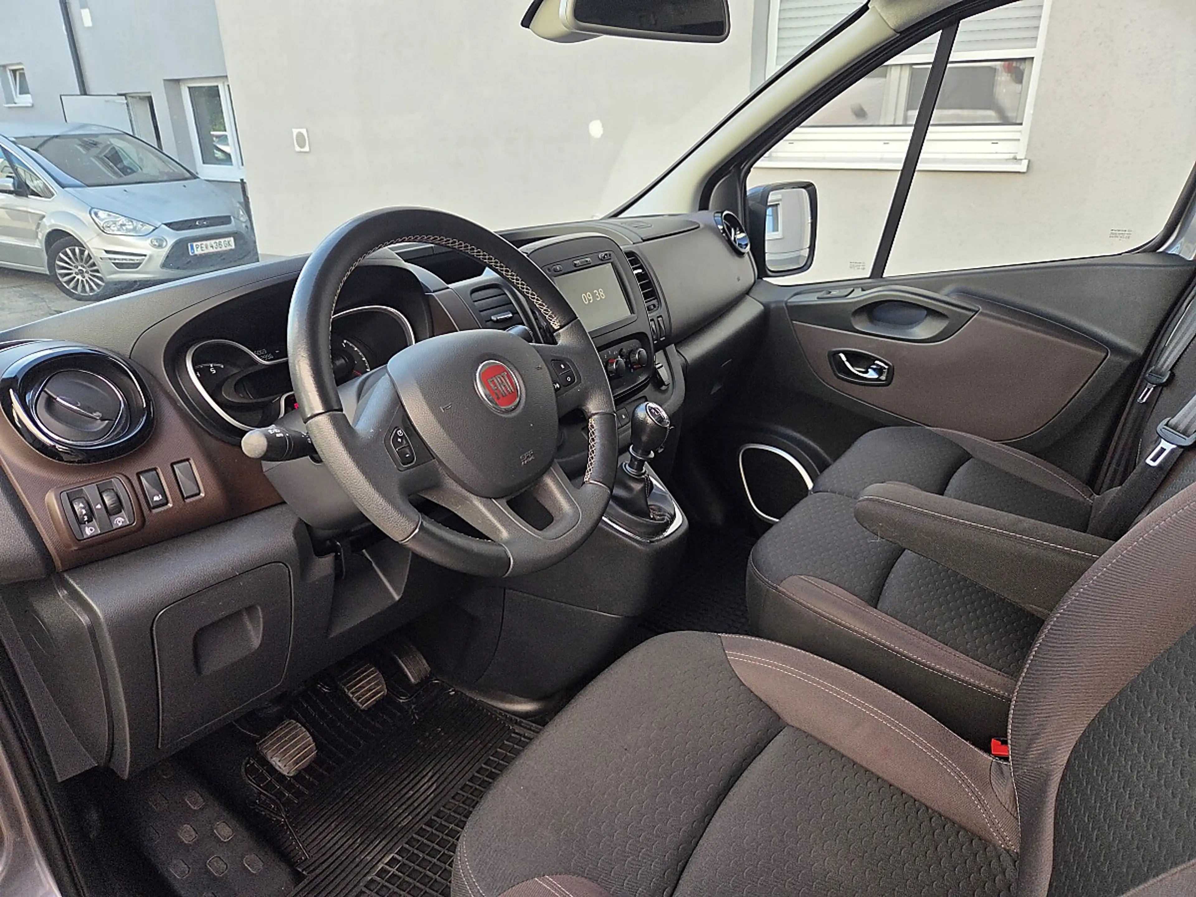 Fiat Talento Panorama 3,0t 1,6 EcoJet 120 L1H1 Executive — photo 9