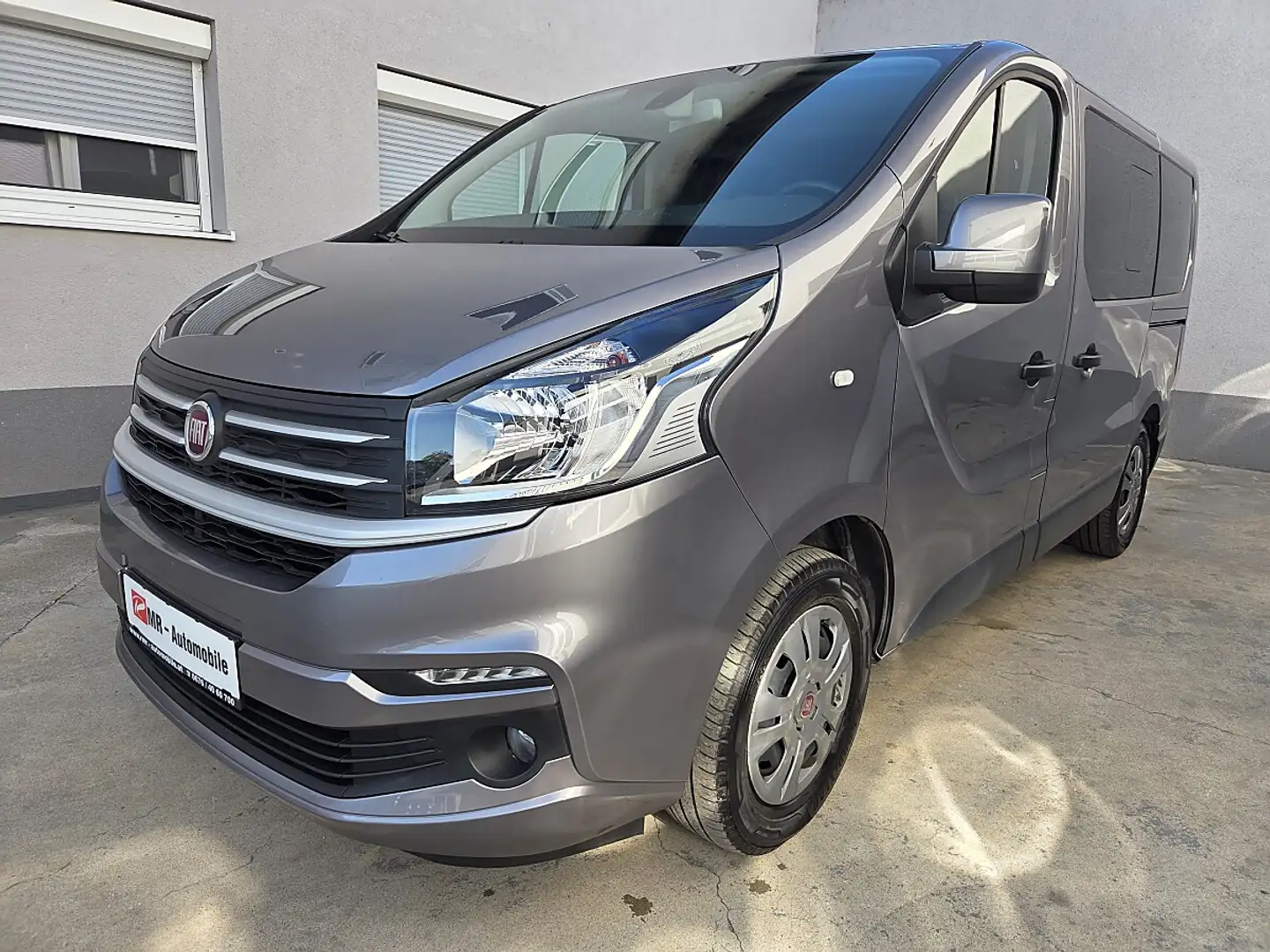 Fiat Talento Panorama 3,0t 1,6 EcoJet 120 L1H1 Executive Braun - 2