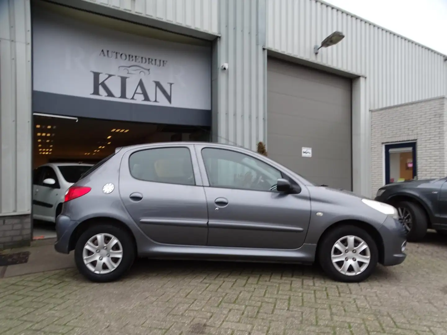 Peugeot 206 + 1.4 XS Grau - 2