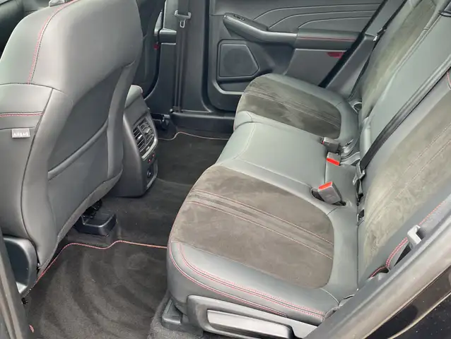 Ford Kuga view 10