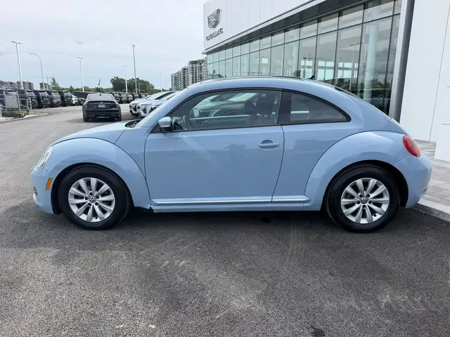 Volkswagen Beetle 2014 — photo 2