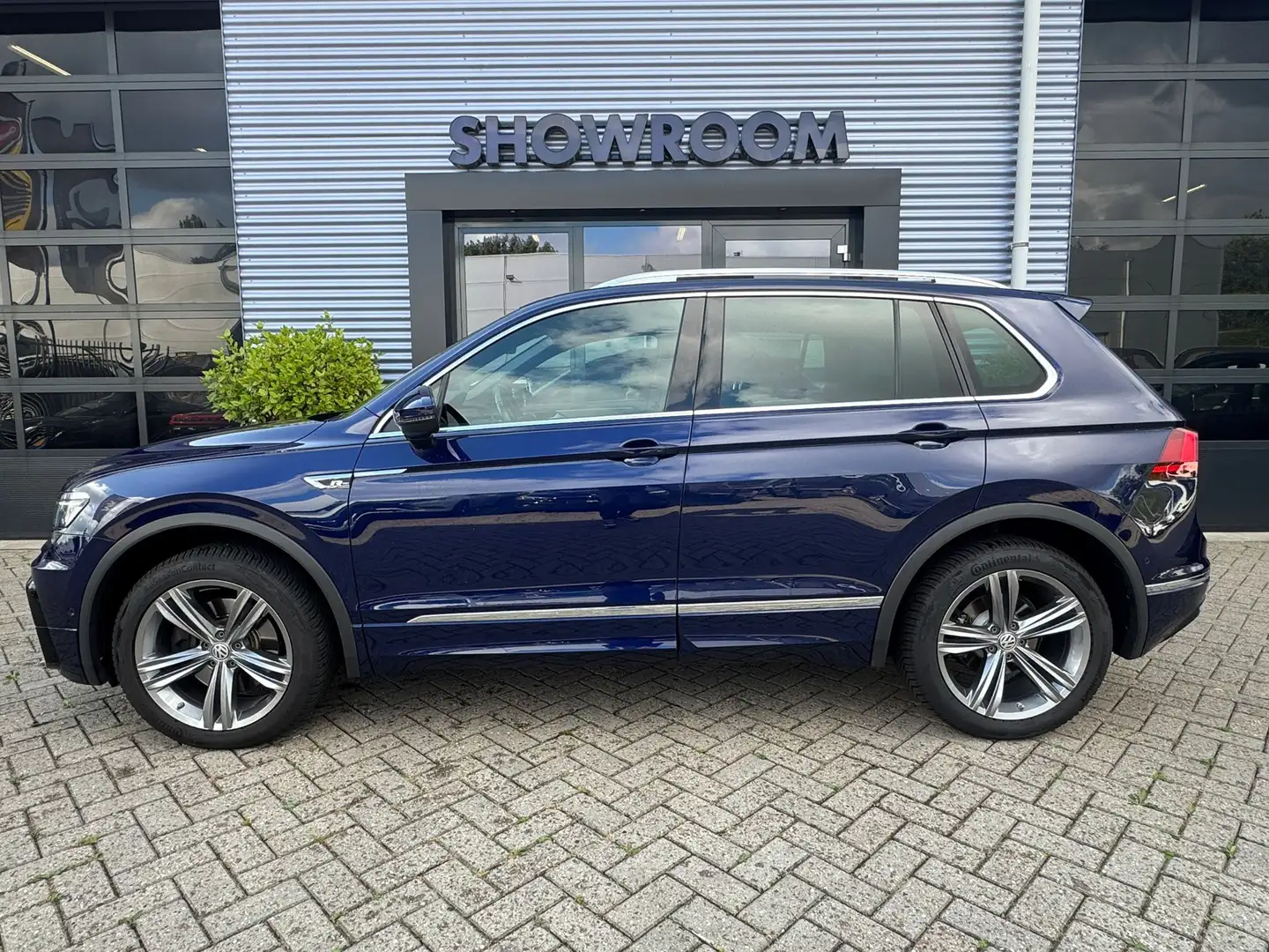 Volkswagen Tiguan 2.0 TSI 4Motion Highline Blauw - 2