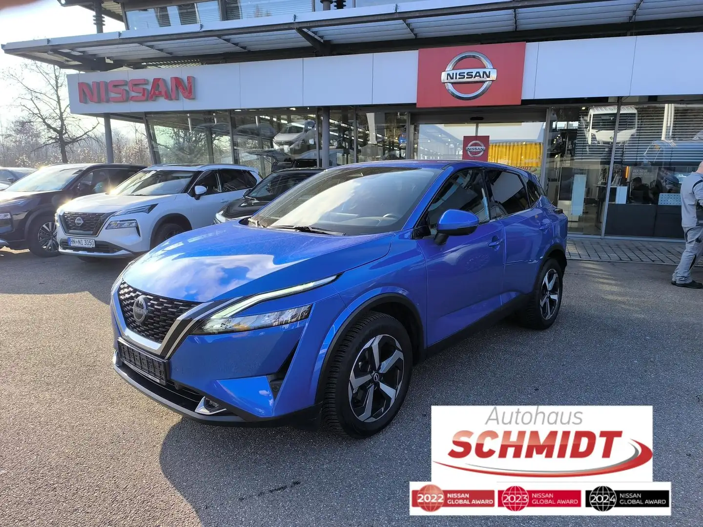 Nissan Qashqai 1.3 DIG-T XTronic N-Connecta Winter/Business Blau - 1