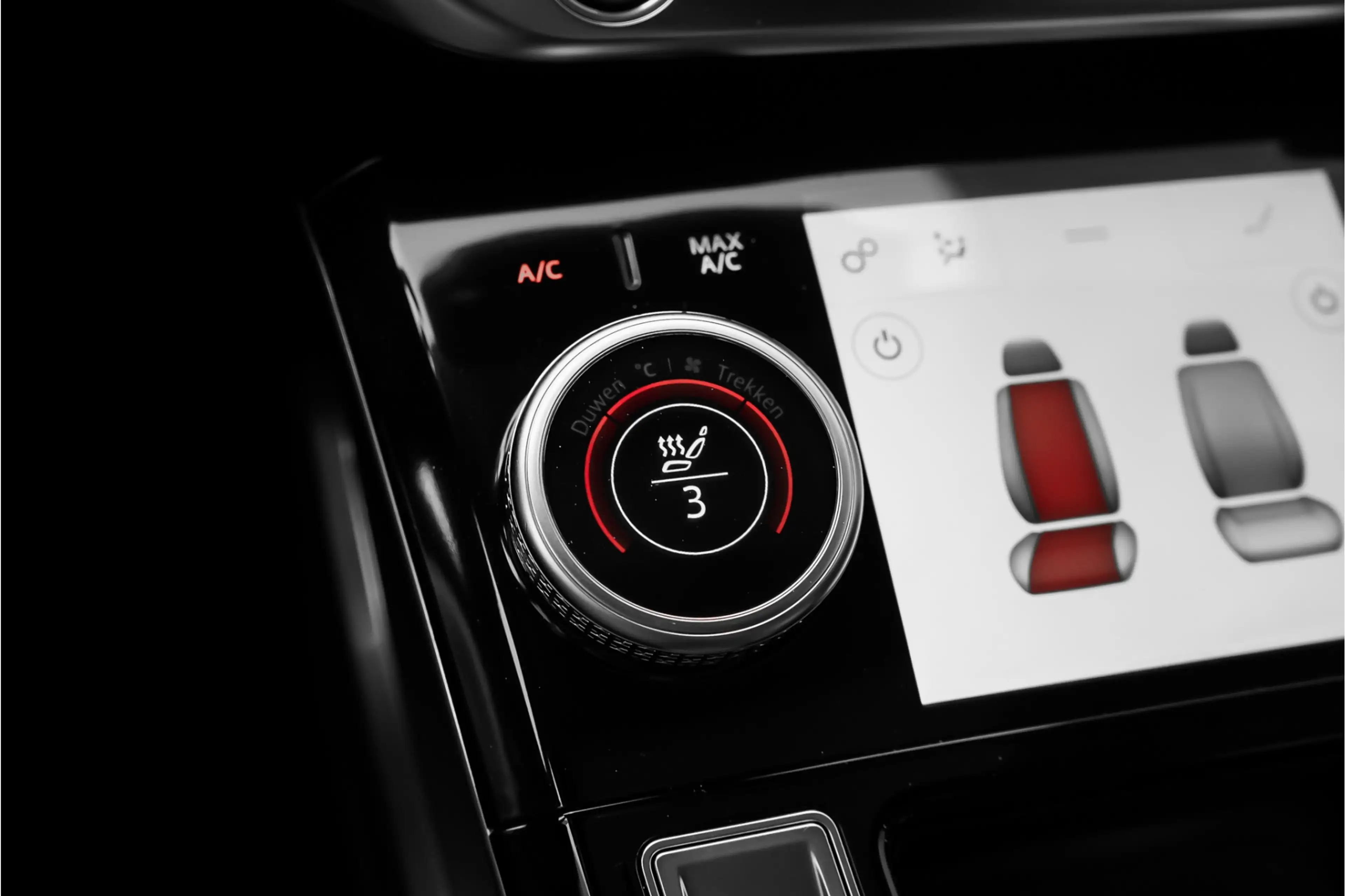 Jaguar I-Pace EV400 SE 90 kWh Pano ACC Camera 21" — photo 28