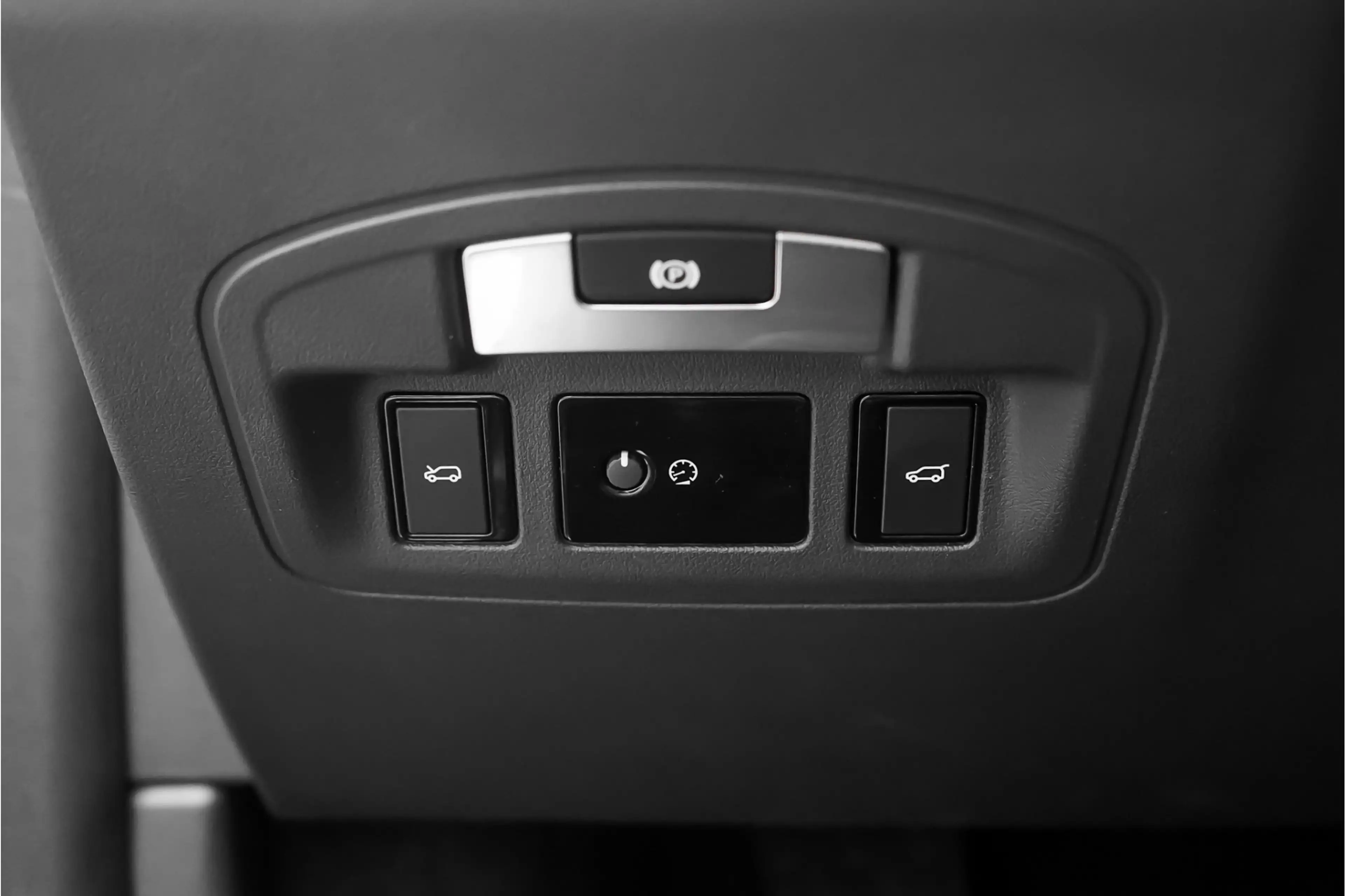 Jaguar I-Pace EV400 SE 90 kWh Pano ACC Camera 21" — photo 41