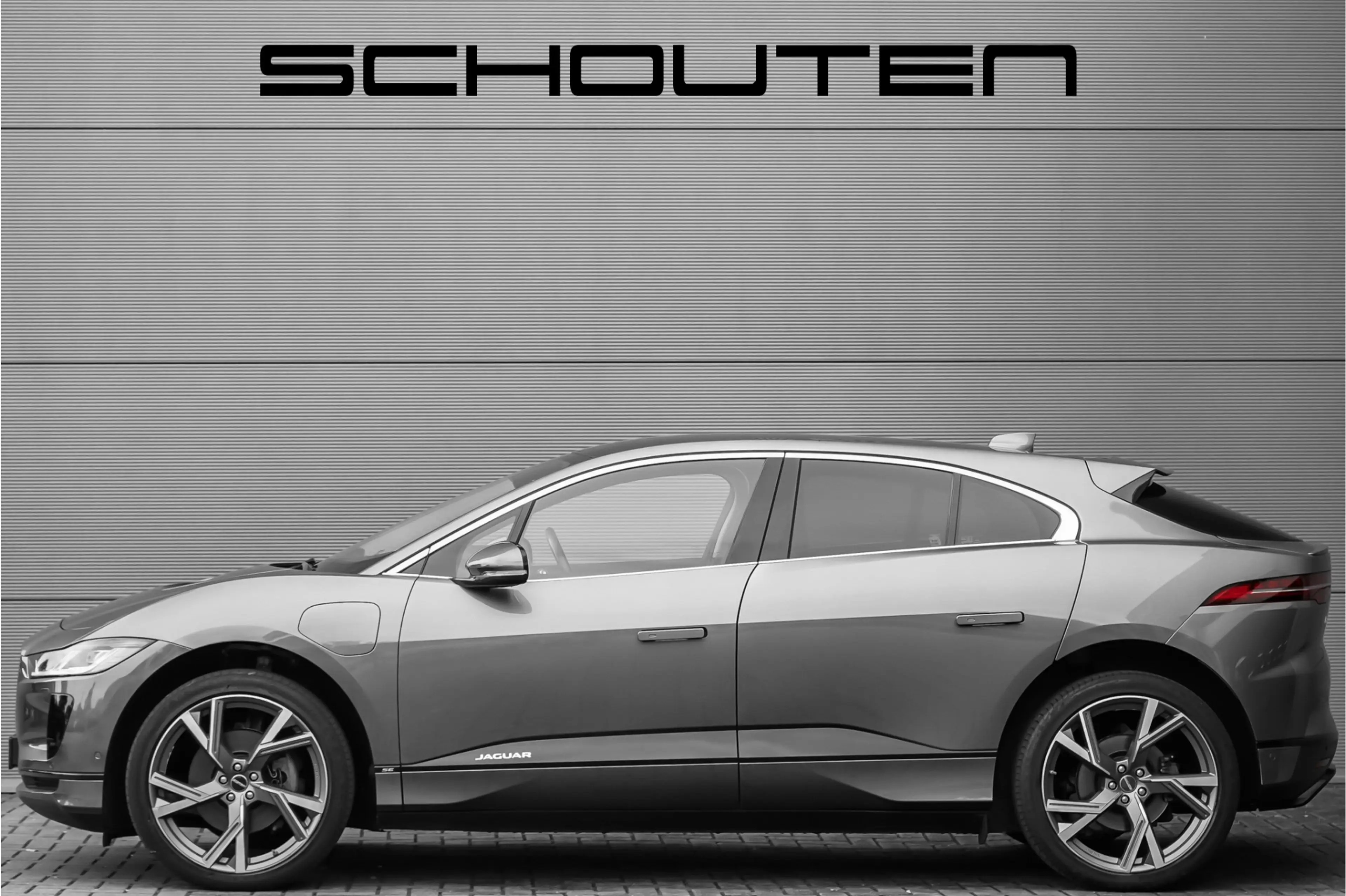 Jaguar I-Pace EV400 SE 90 kWh Pano ACC Camera 21" — photo 11