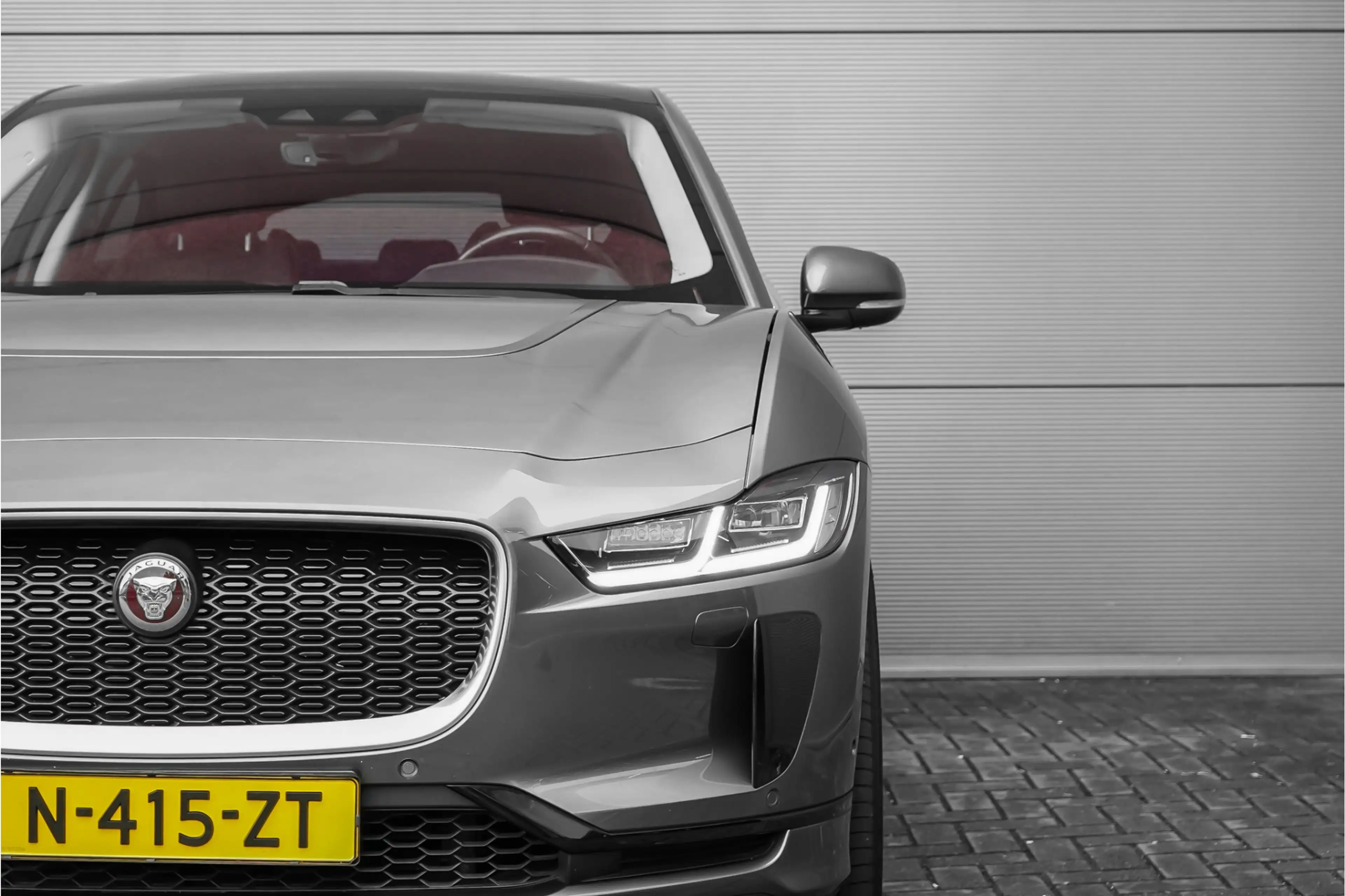 Jaguar I-Pace EV400 SE 90 kWh Pano ACC Camera 21" — photo 16