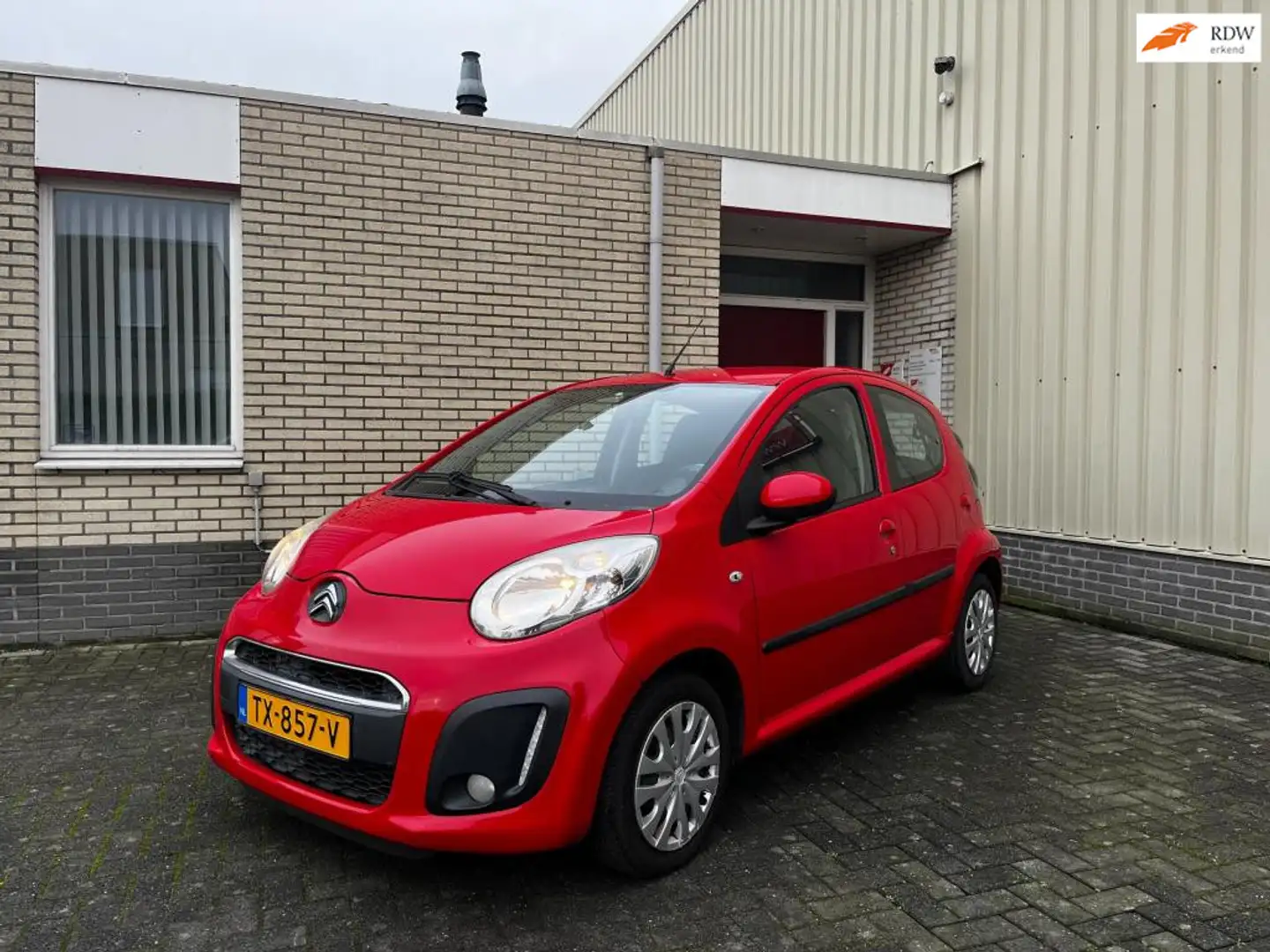 Citroen C1 1.0 First Edition Nieuw APK AIRCO Rojo - 1