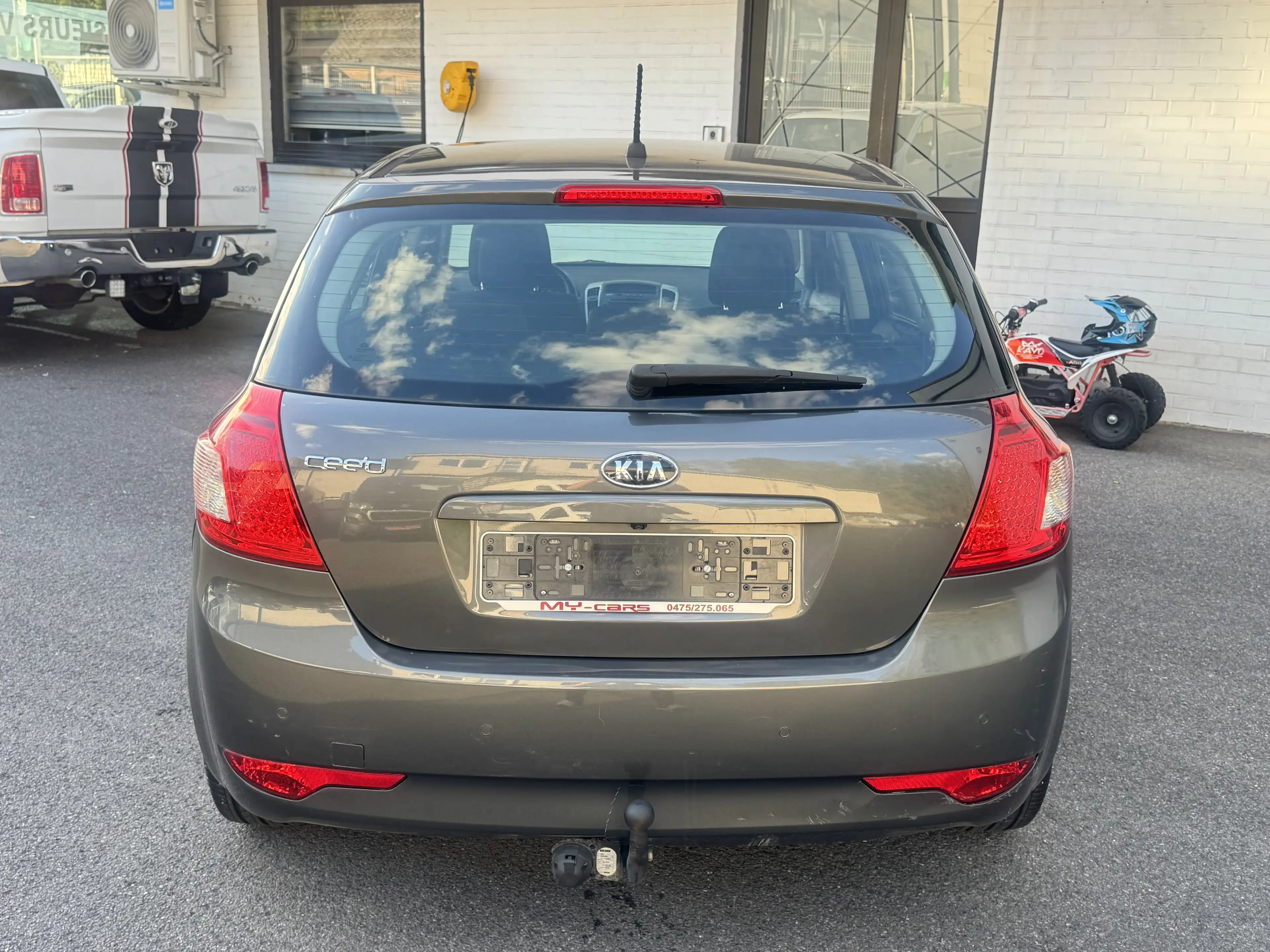 Kia Ceed / cee'd 1600 ESSENCE AUTOMATIQUE 5 PORTES CLIM GPS — photo 8