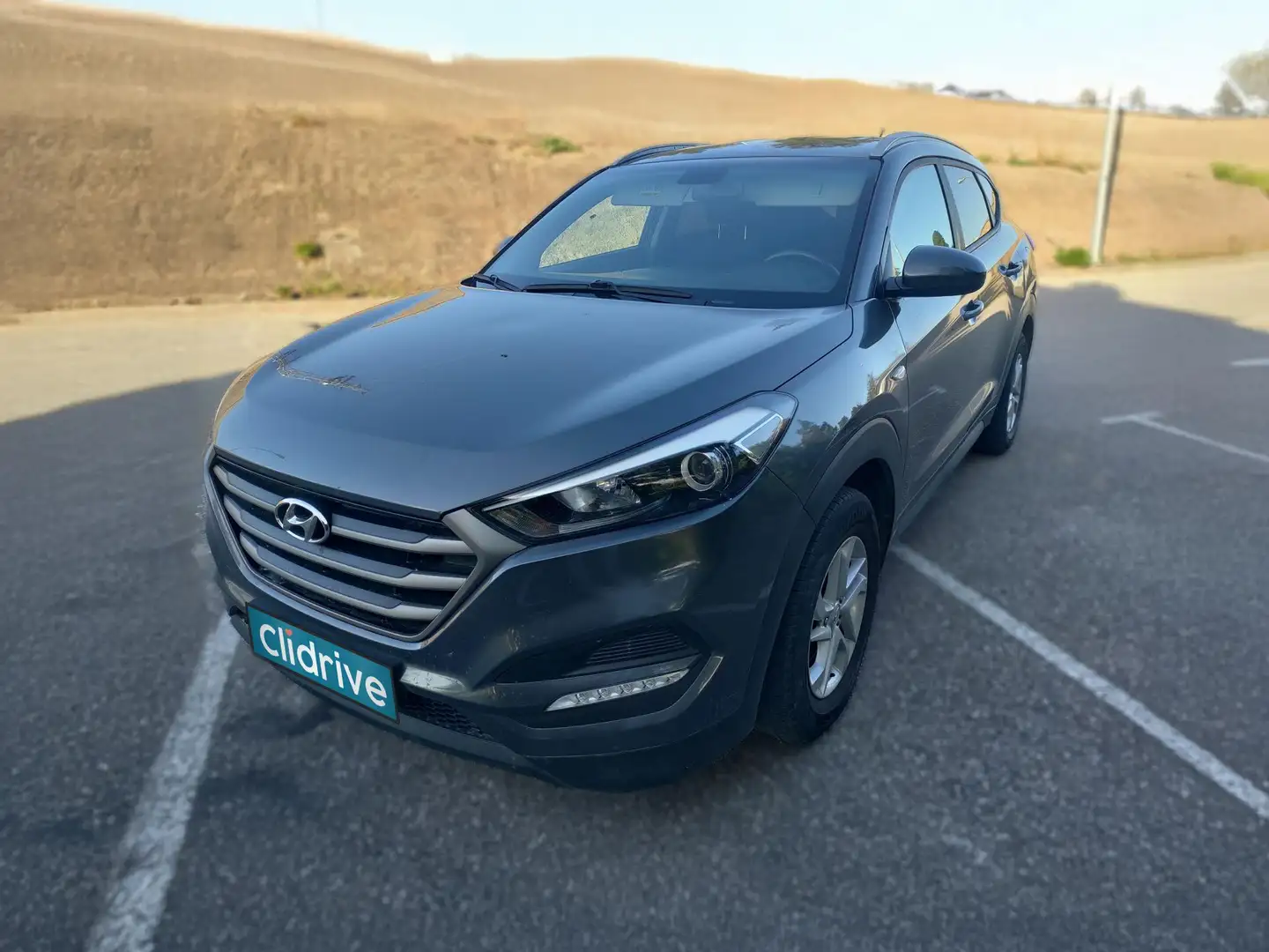 Hyundai TUCSON 1.7CRDI BD Tecno 4x2 Gris - 2