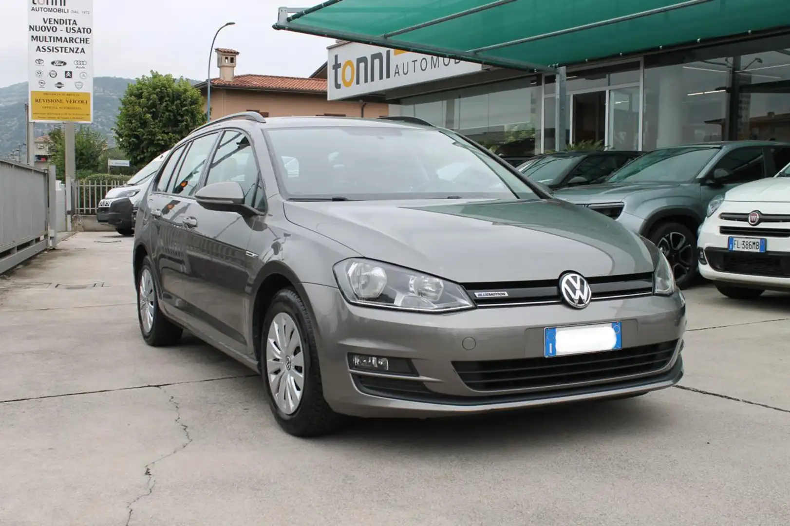Volkswagen Golf Variant 1.4 TGI 110cv Trendline BlueMotion *GancioTraino* Grigio - 1