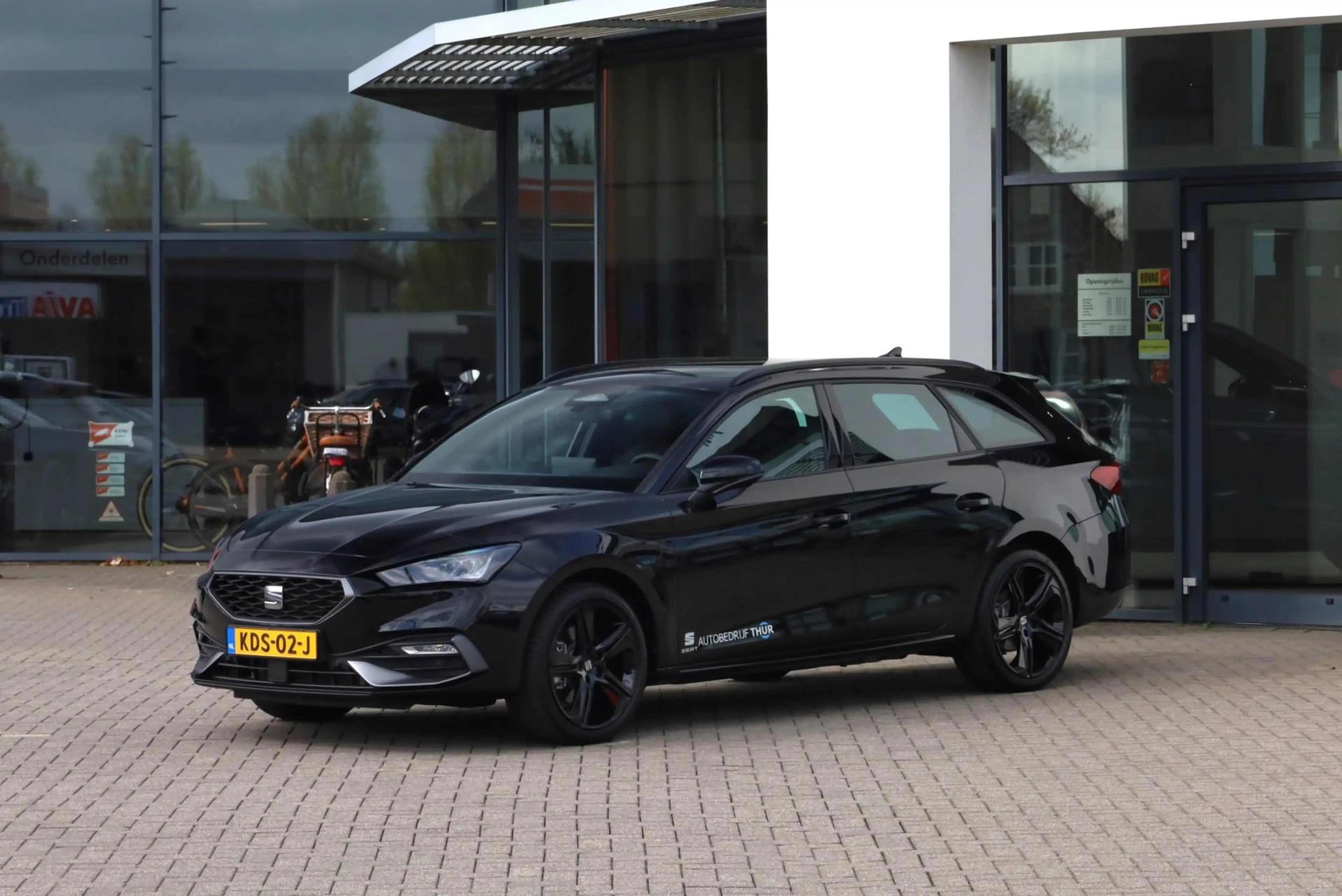 SEAT Leon e-Hybrid Sportstourer 1.5 TSI FR Business 204PK / 150kW DSG — photo 43