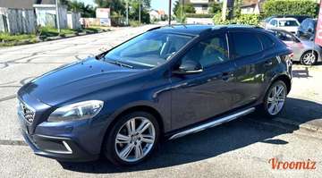 CROSS COUNTRY LUXE 2.0 D4 190  GEARTRONIC 8  BVA ENTRETIEN A JOUR