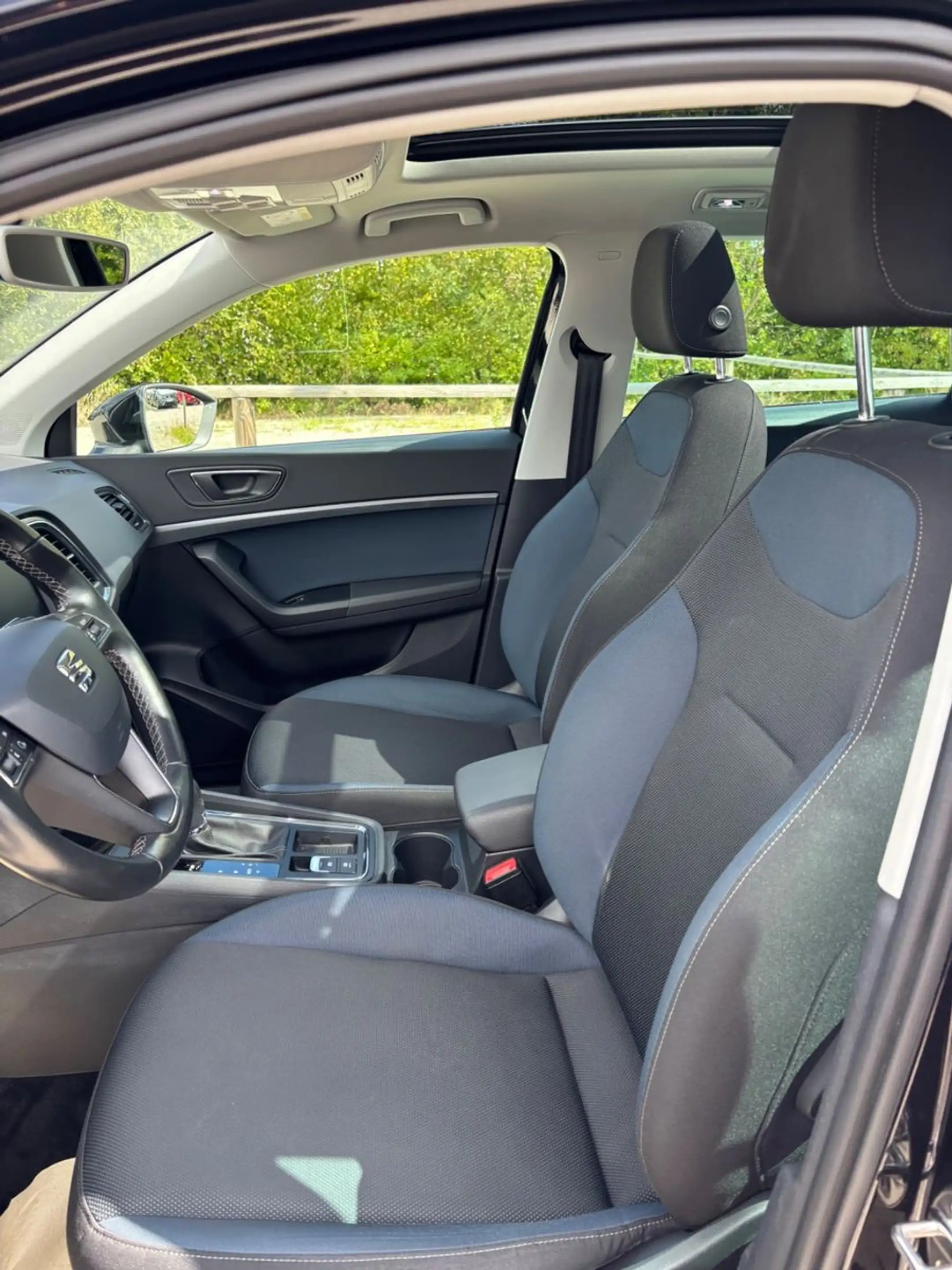 SEAT Ateca Style, Pano, SHZ, Navi, FullLink — photo 11