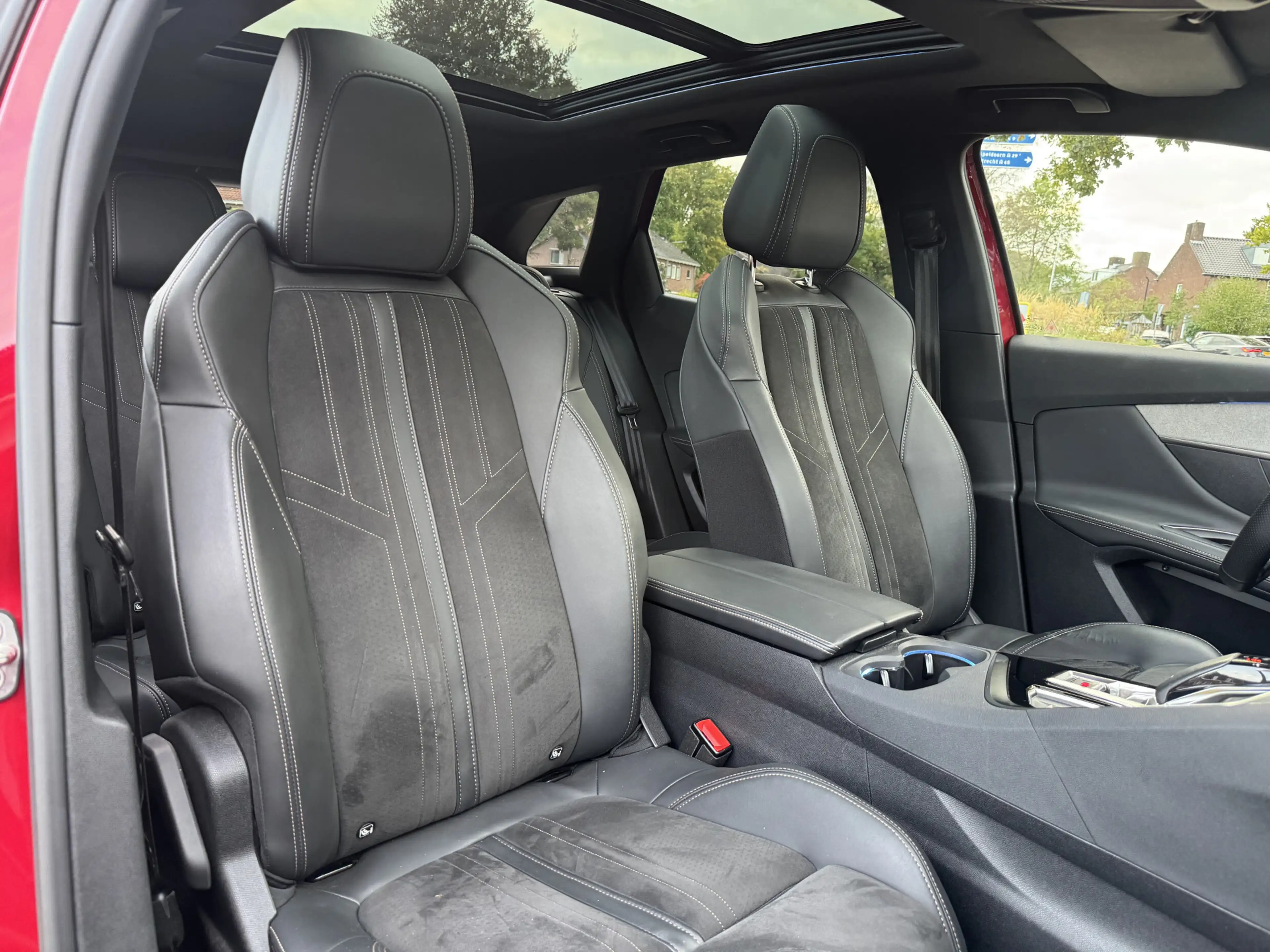 Peugeot 3008 1.6 PureTech Blue Lease GT Pano | Trekhaak | Memo — photo 3
