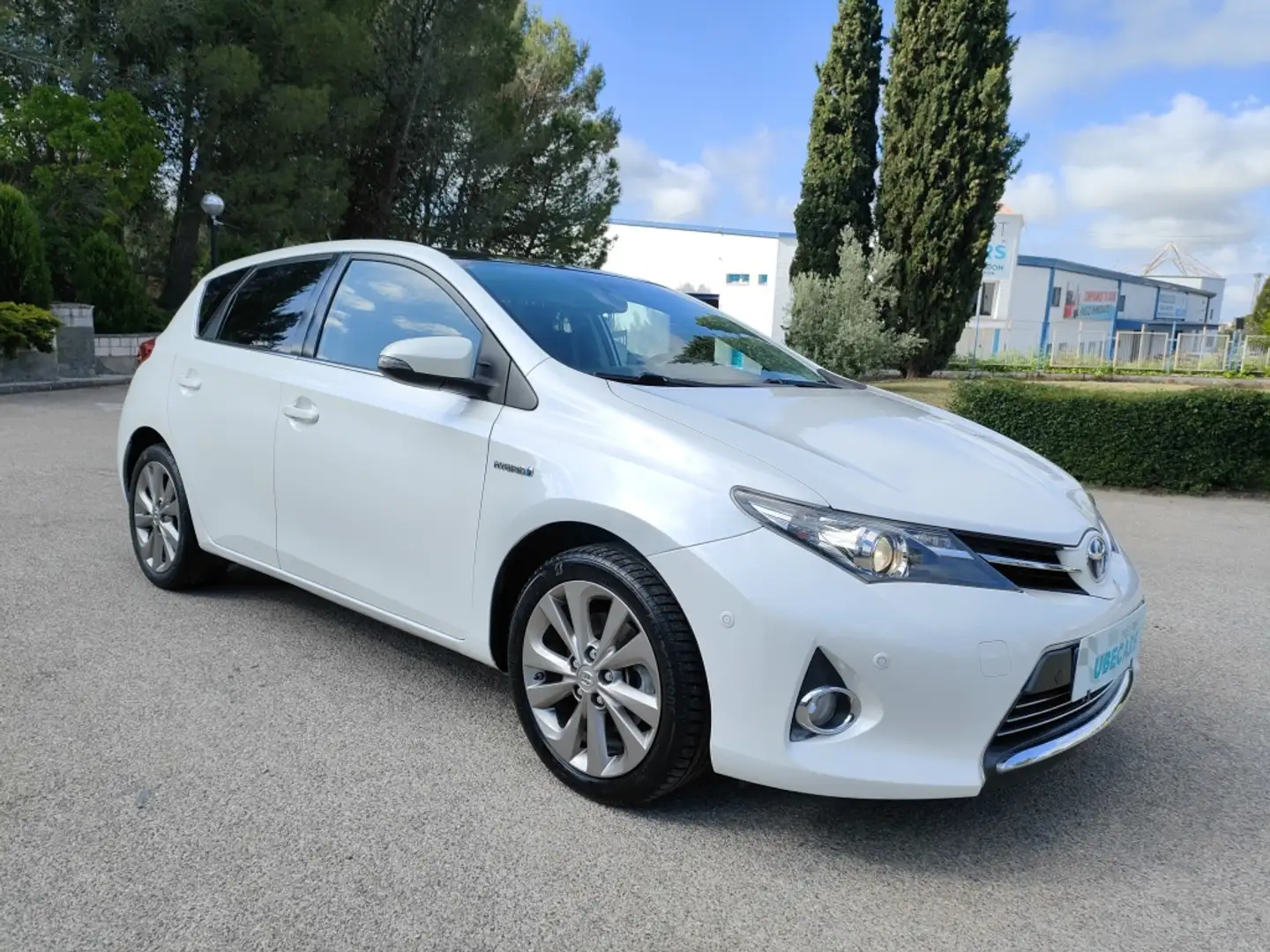 Toyota Auris hybrid Feel! Blanc - 2