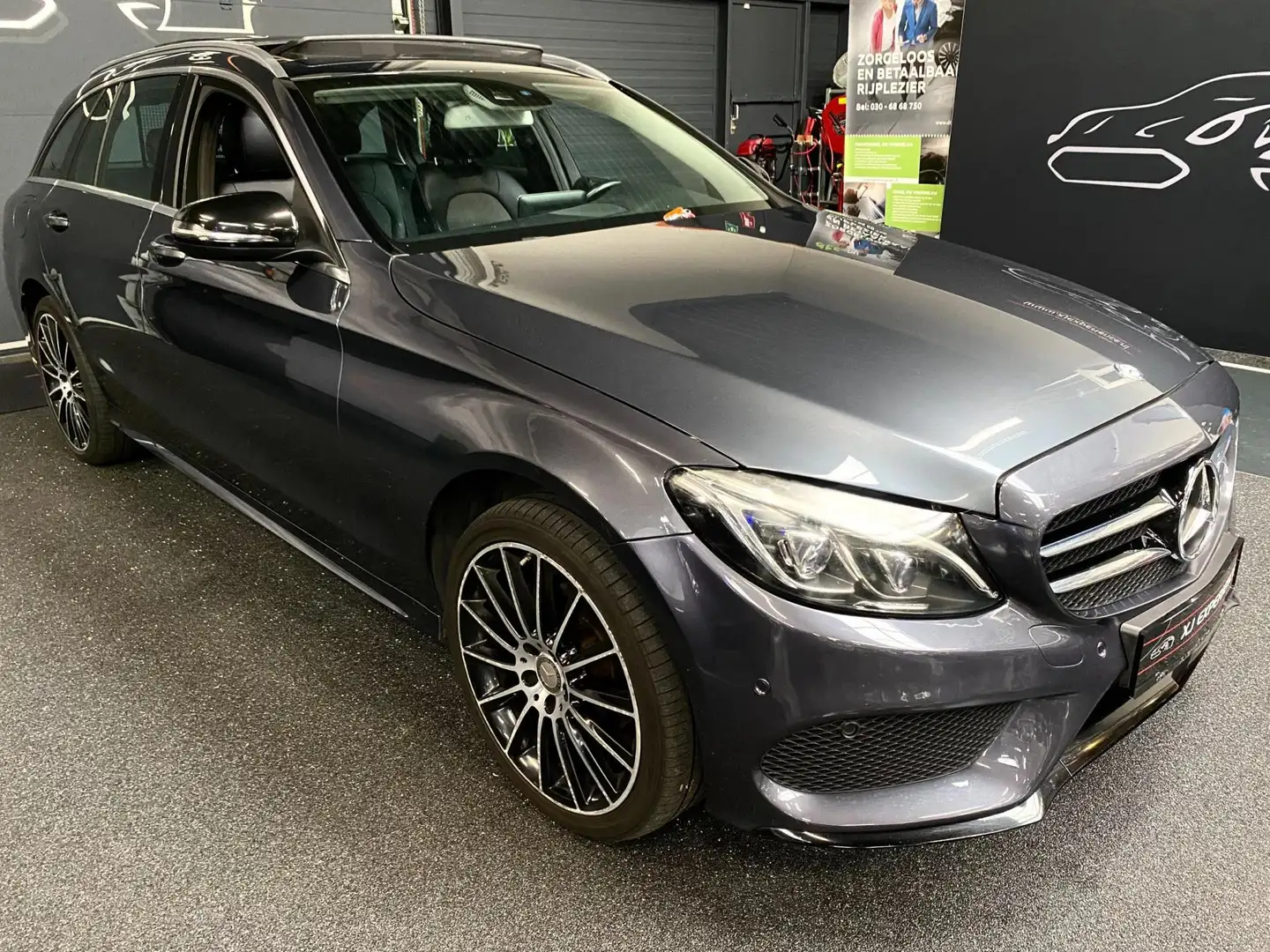 Mercedes-Benz C 220 Estate CDI 4MATIC AMG PANODAK NAVI Grijs - 2