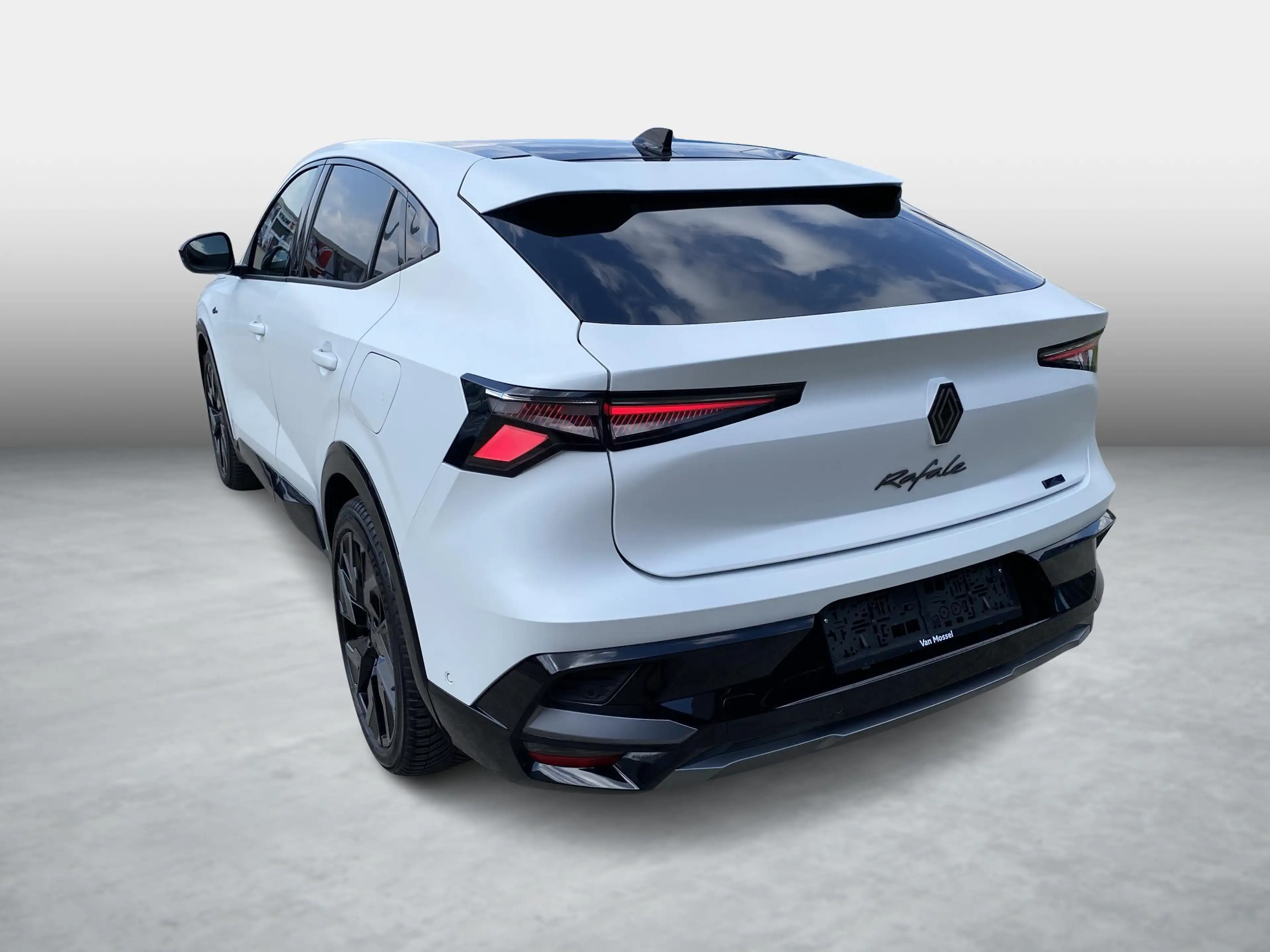 Renault Rafale hyper hybrid E-Tech 4x4 Esprit Alpine — photo 5