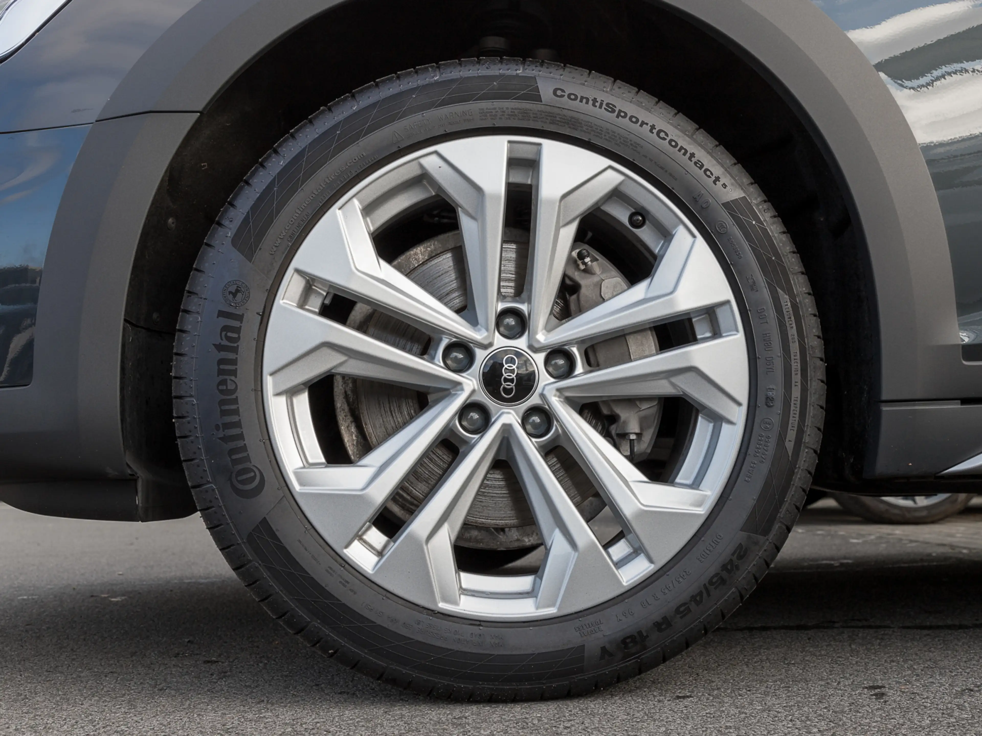 Audi A4 allroad 40 TDI quattro Pano+LED+Navi+AHK — photo 6
