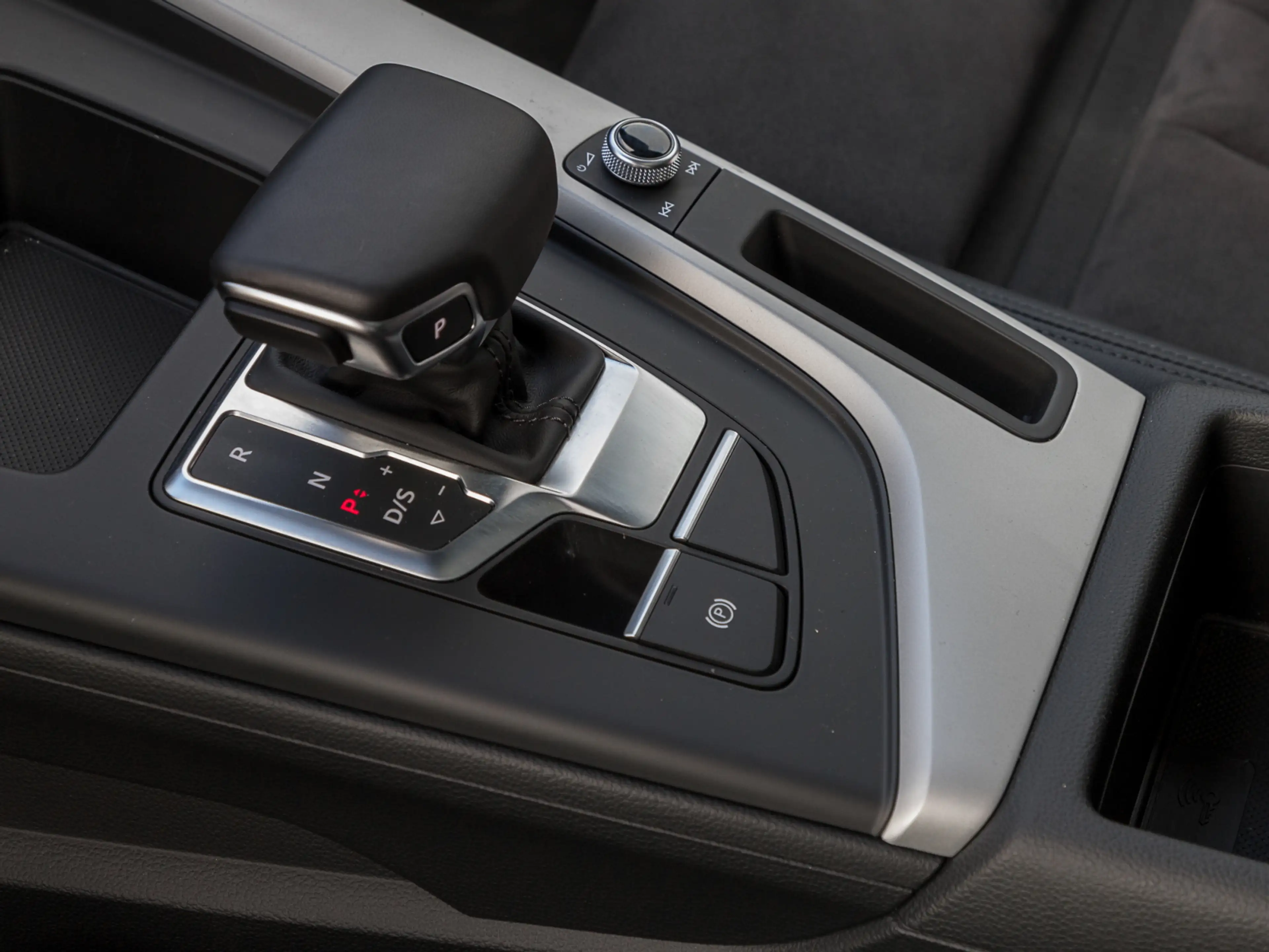 Audi A4 allroad 40 TDI quattro Pano+LED+Navi+AHK — photo 8