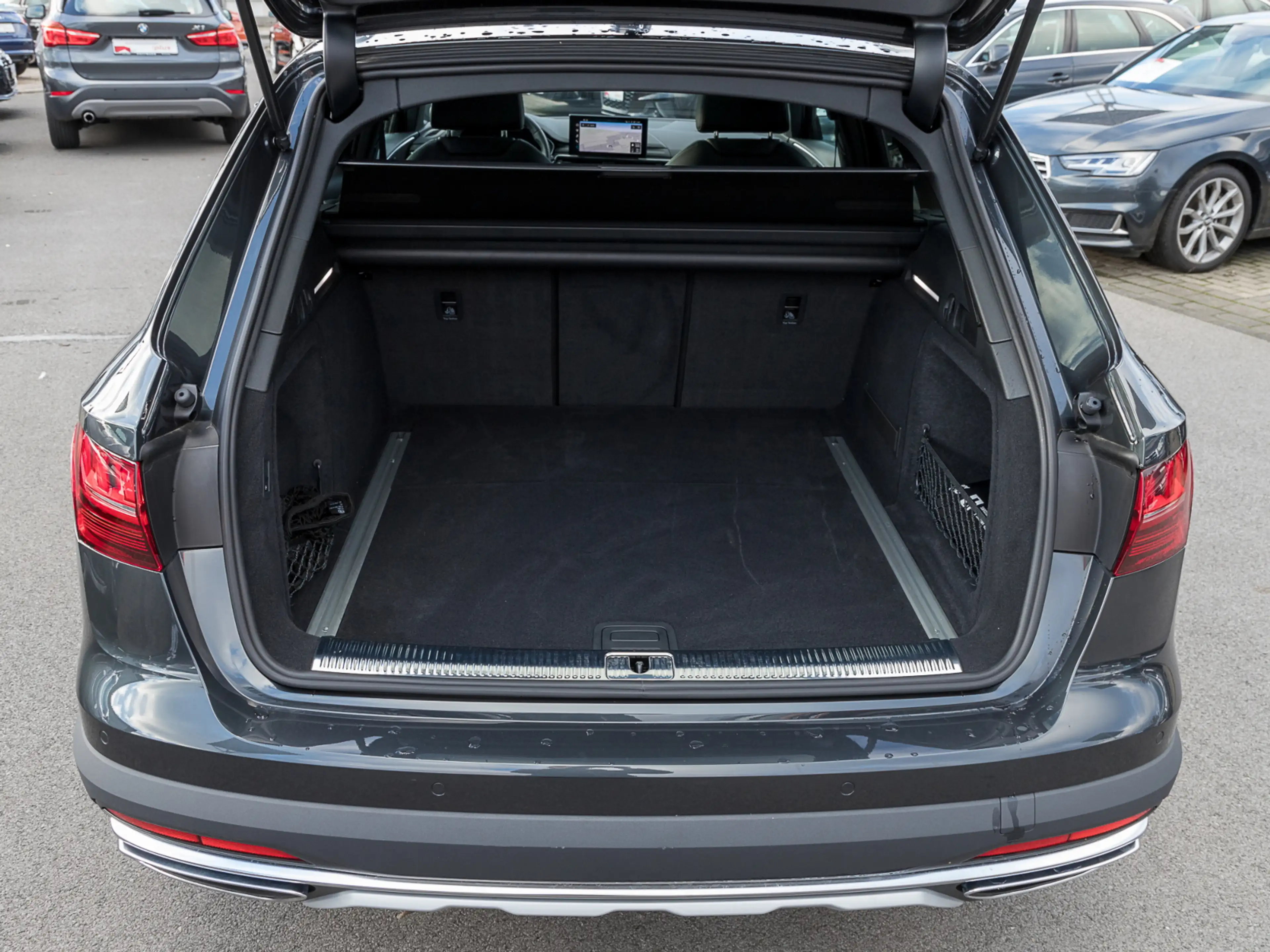 Audi A4 allroad 40 TDI quattro Pano+LED+Navi+AHK — photo 14