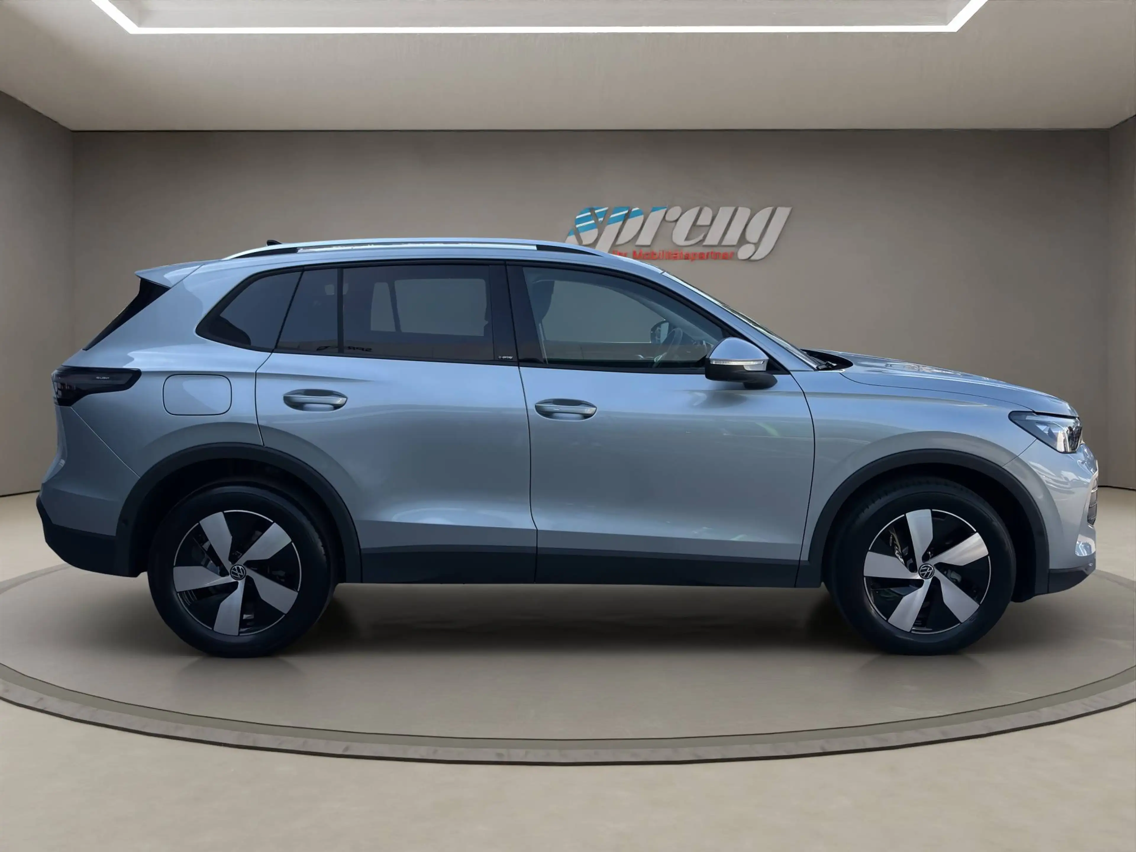 Volkswagen Tiguan FRIENDS - DSG - nur € 36.499,-* Monatlich € 354,- ! — photo 4