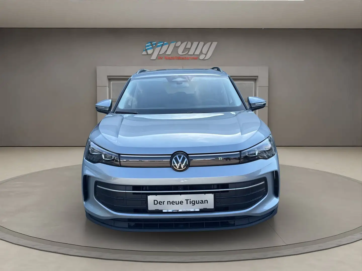 Volkswagen Tiguan FRIENDS - DSG - nur € 36.499,-* Monatlich € 354,- ! Silber - 2