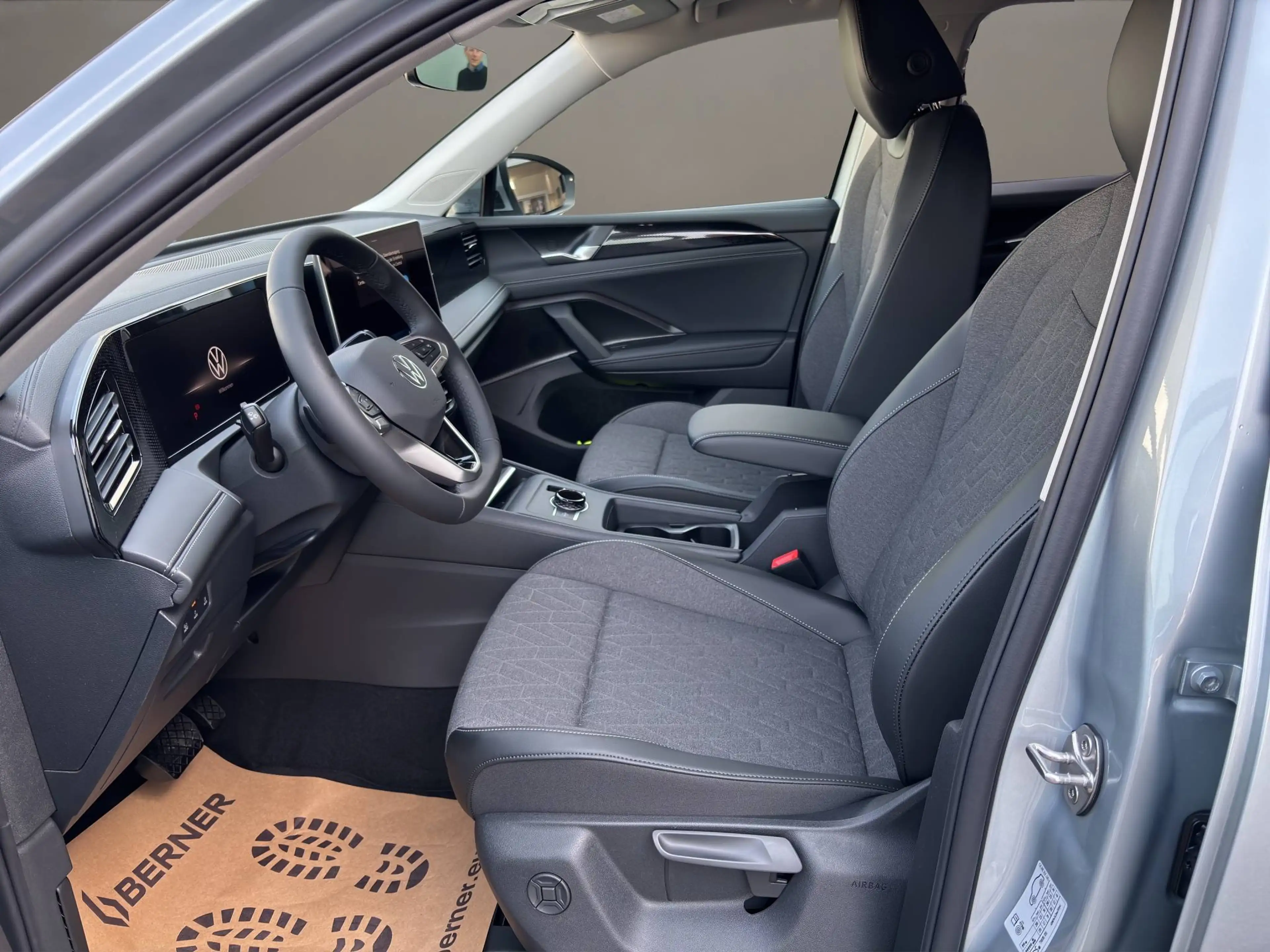 Volkswagen Tiguan FRIENDS - DSG - nur € 36.499,-* Monatlich € 354,- ! — photo 9