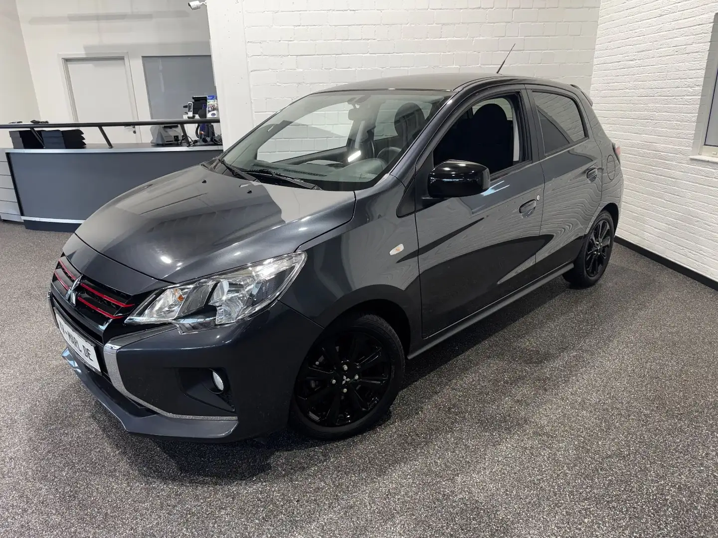 Mitsubishi Space Star Select+ Black AUTOM. KLIMA ALLWETTER Grau - 2