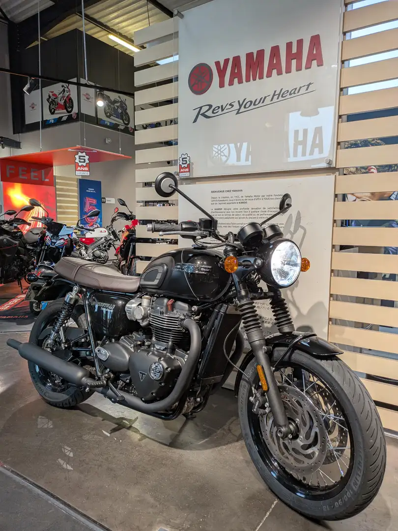 Triumph Bonneville T120 Zwart - 1