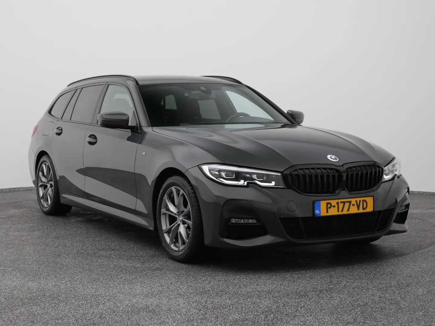 BMW 3-serie Touring Touring 318i Business Edition M-Sp Gris - 2