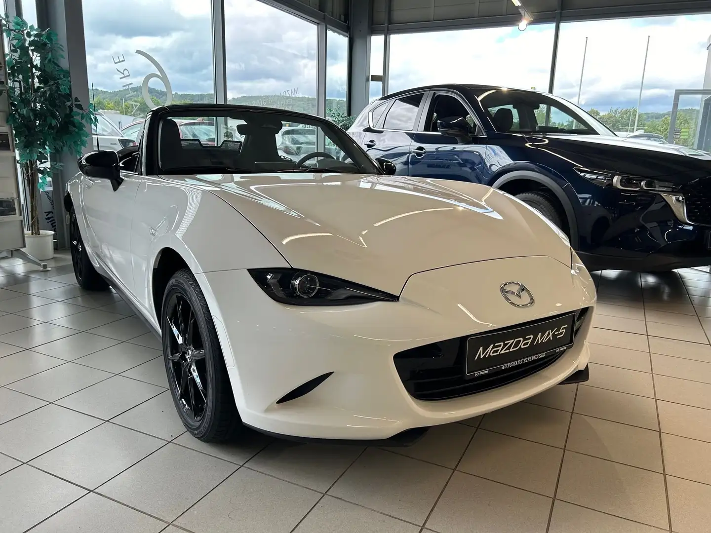 Mazda MX-5 1.5L SKYACTIV-G 6MT RWD Prime-Line Fehér - 2