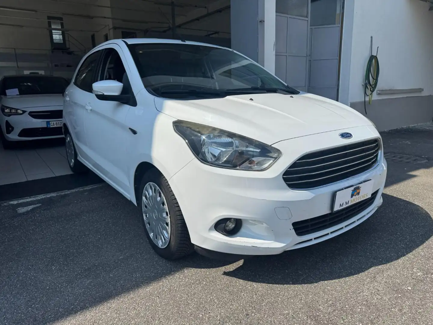 Ford Ka/Ka+ 1.2 Ti-VCT  **UNICO PROPRIETARIO ** Blanc - 1