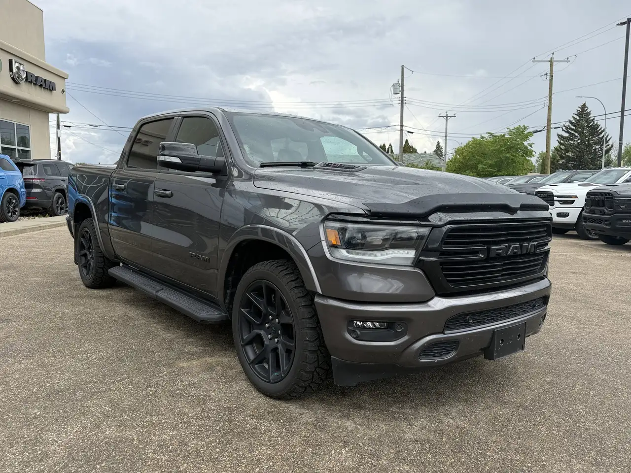 RAM 1500 снимка RAM 1500