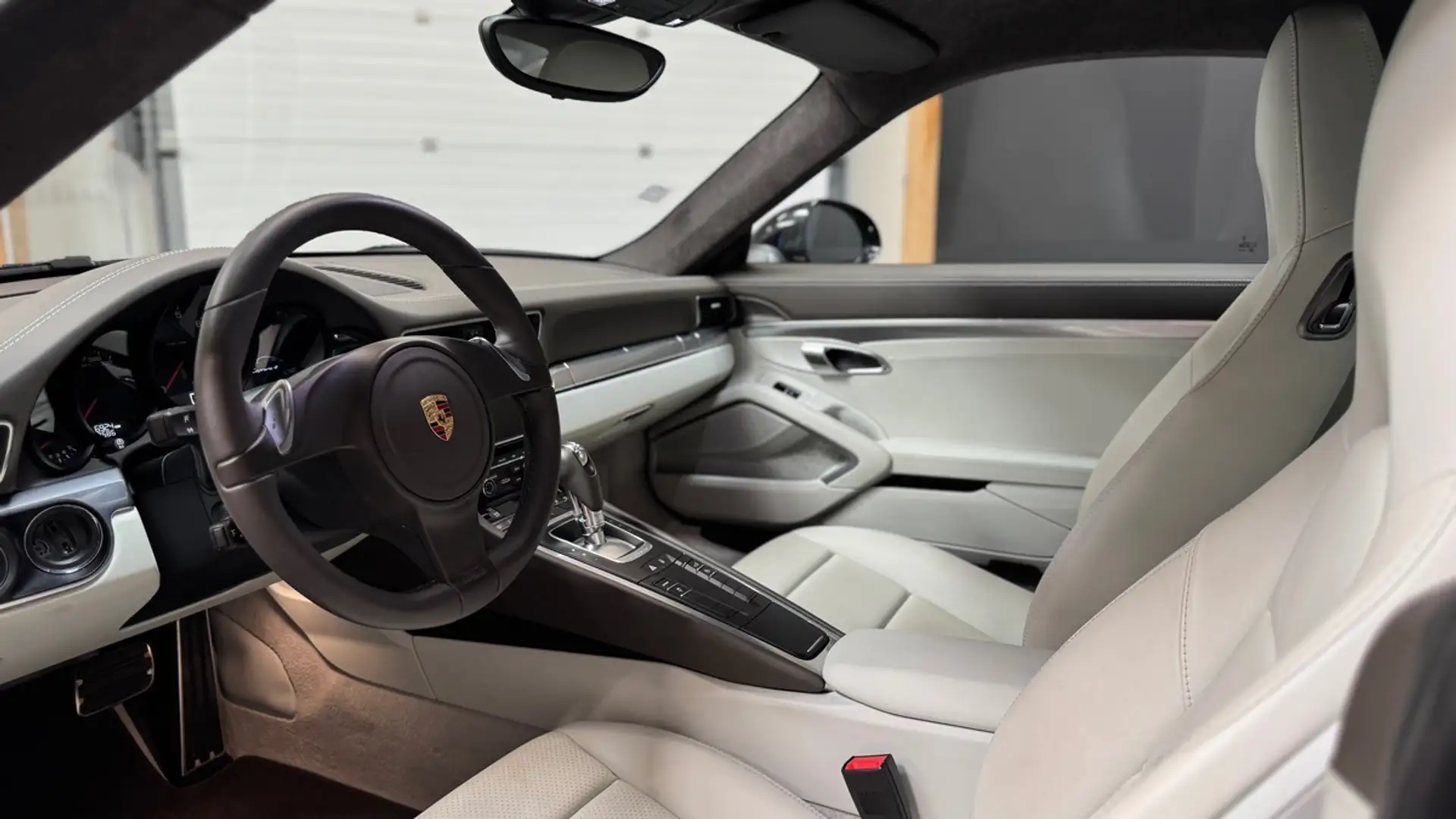 Porsche 911 Coupé Carrera 4 3.4i 350 PDK Noir - 2
