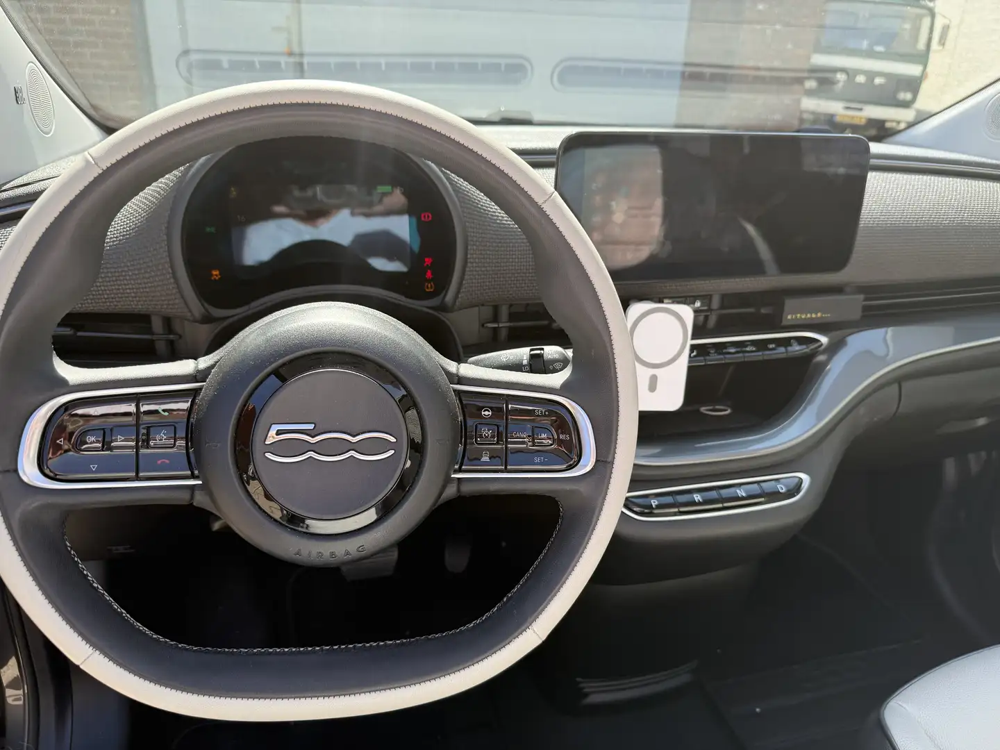 Fiat 500 500 La Prima 42 kWh Grijs - 2