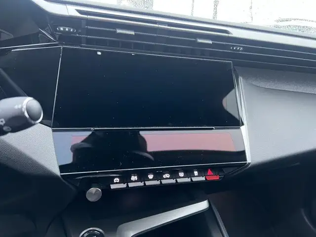Peugeot 308 view 10