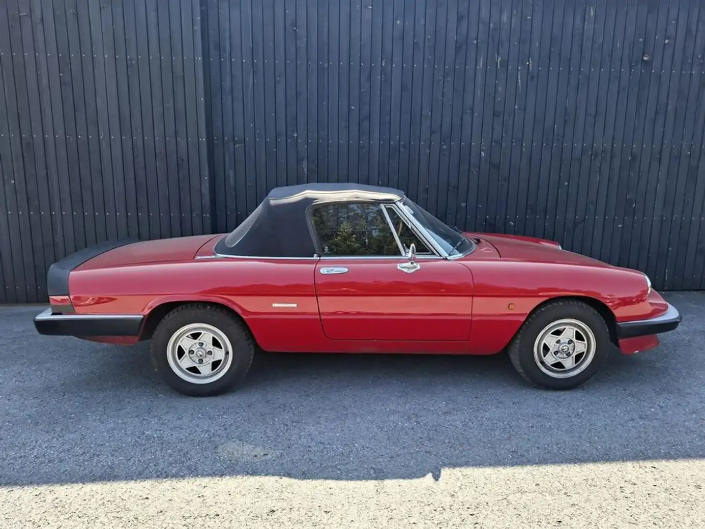 Alfa Romeo Spider 2.0 / 115 Rot - 2