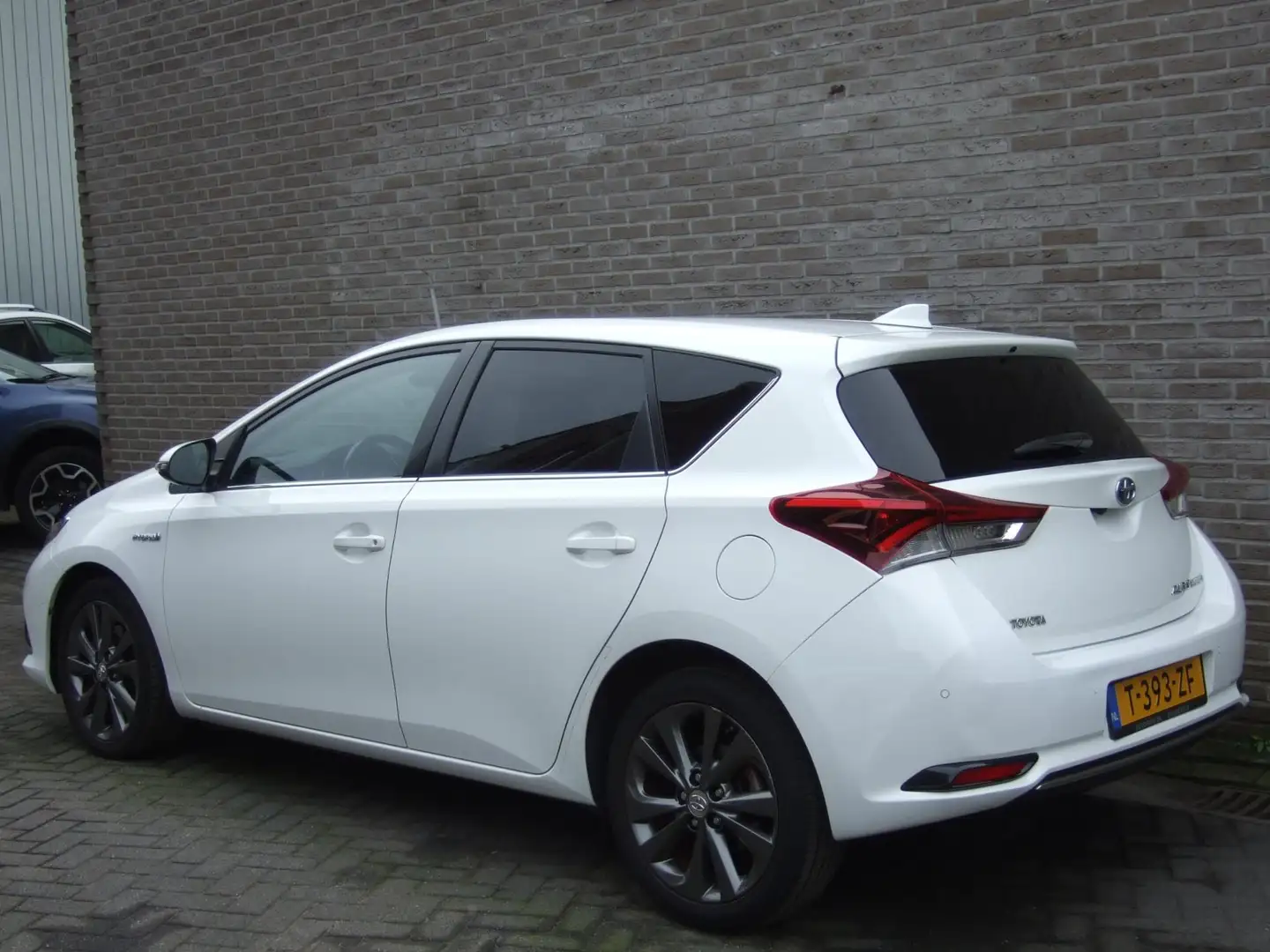 Toyota Auris 1.8 Hybrid Business - Stoelverwarming - Weiß - 2