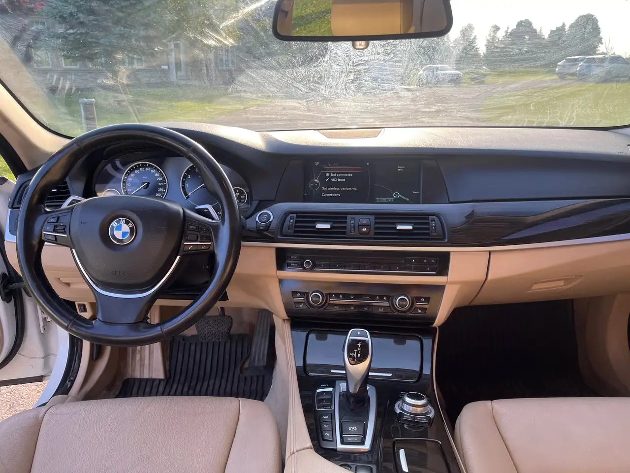 BMW 5 Series photo BMW 5 Series